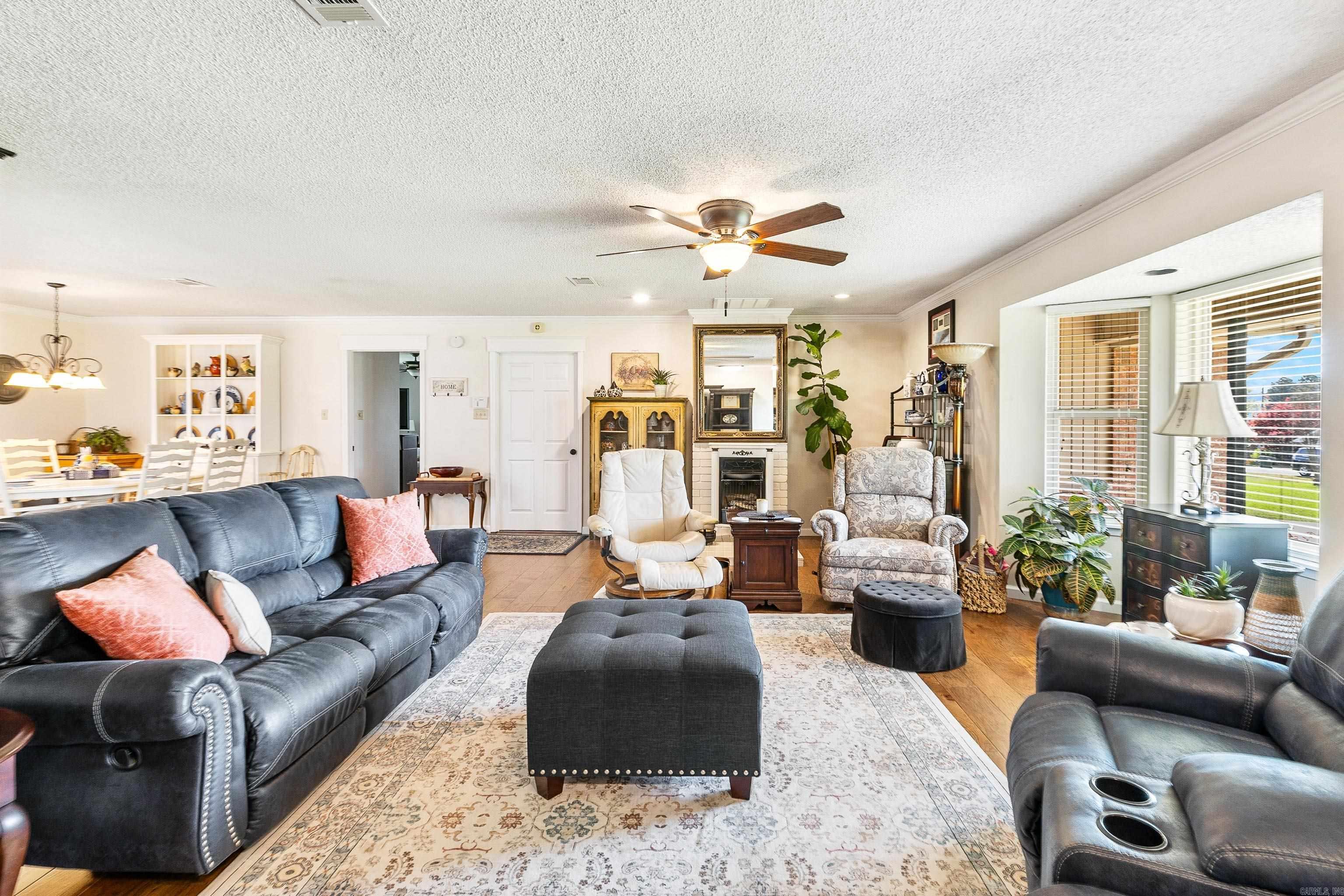 515 Beachview Circle