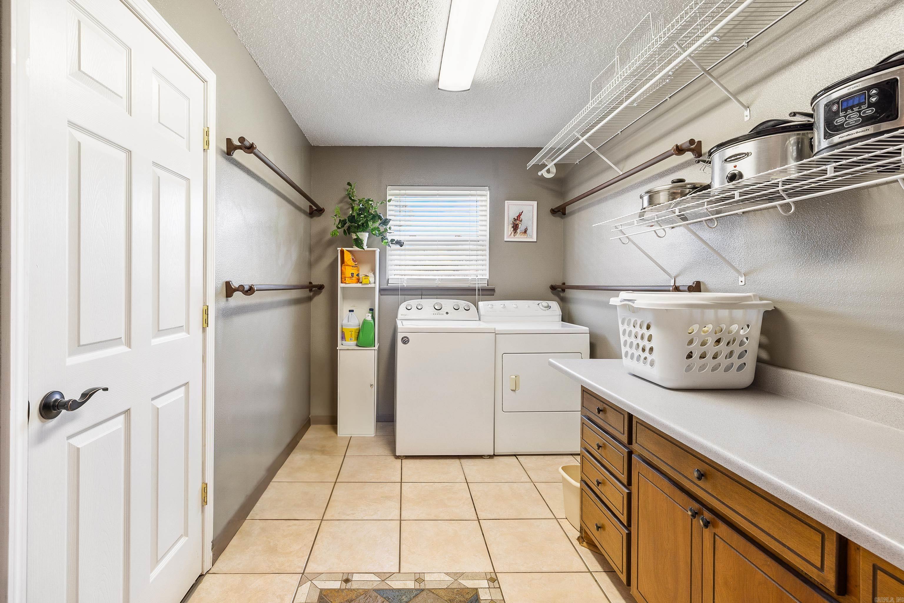 515 Beachview Circle