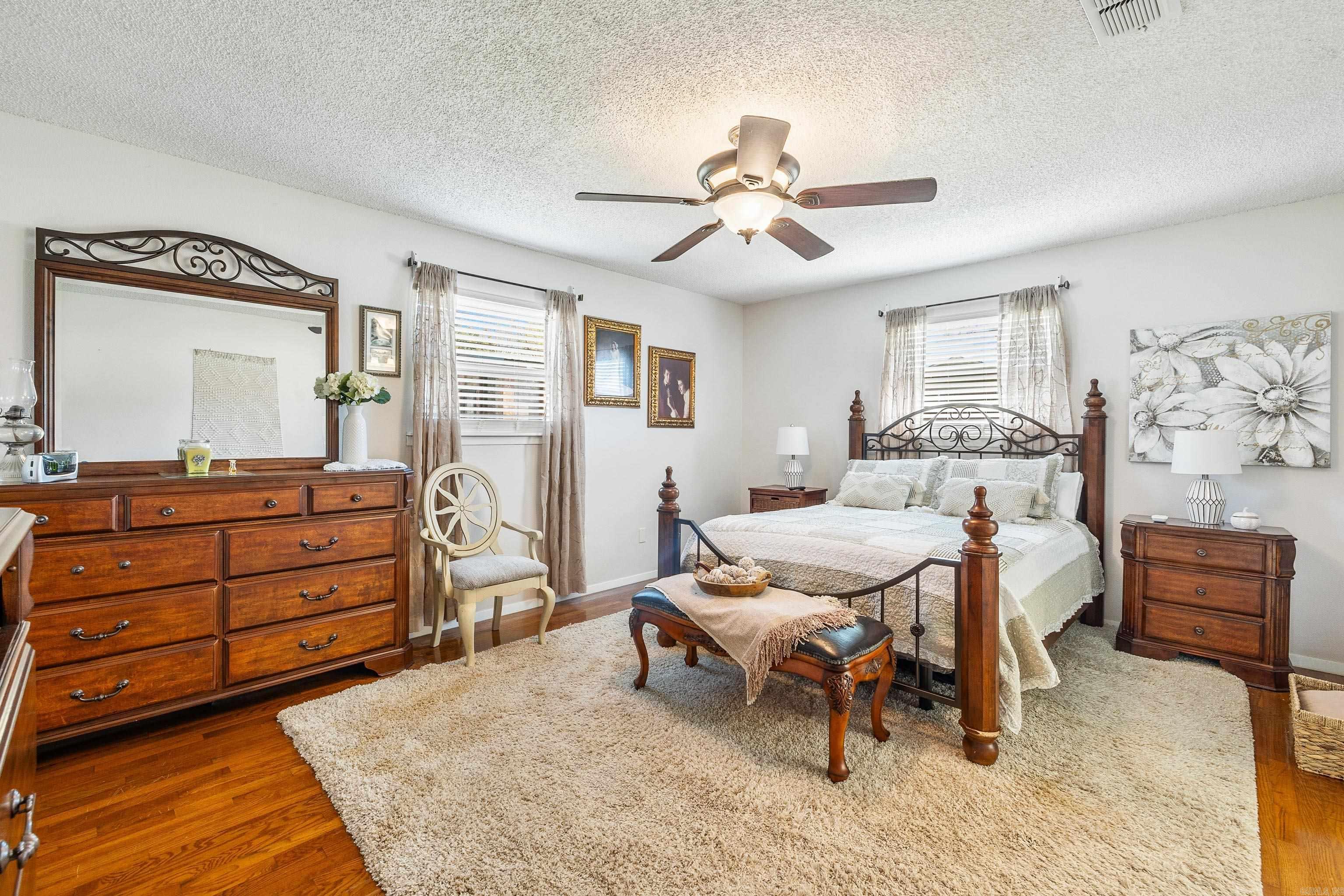 515 Beachview Circle