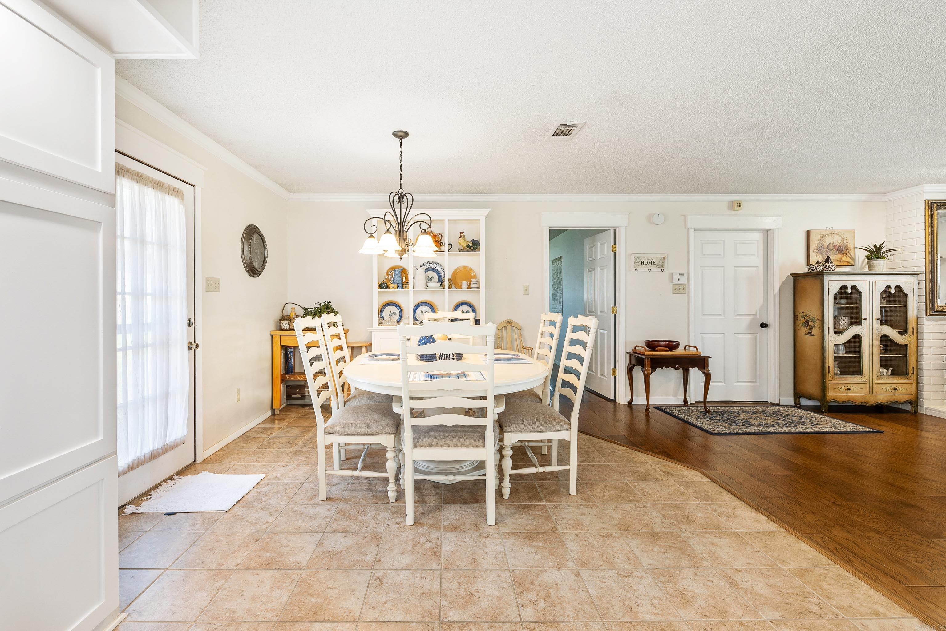 515 Beachview Circle