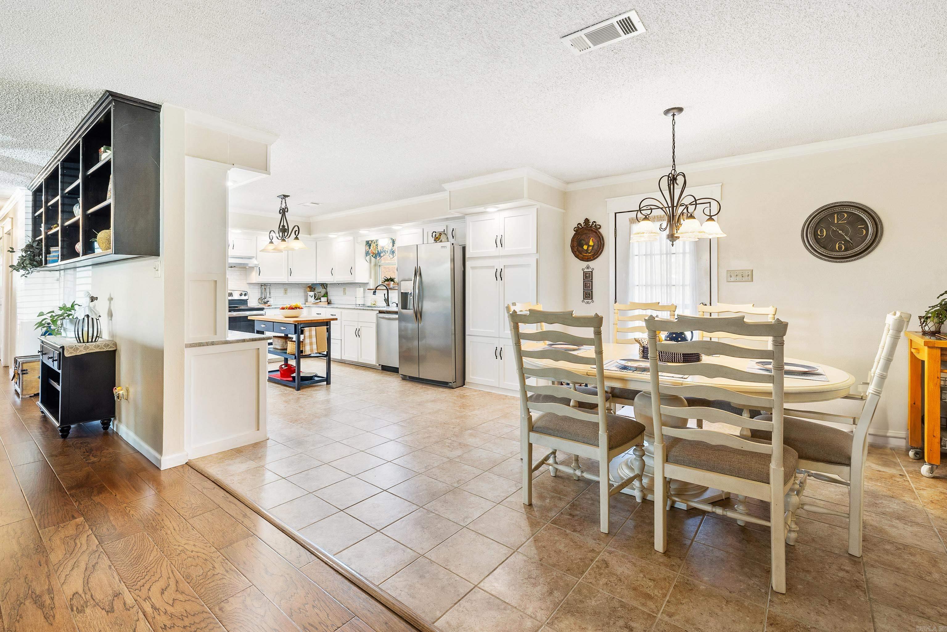 515 Beachview Circle