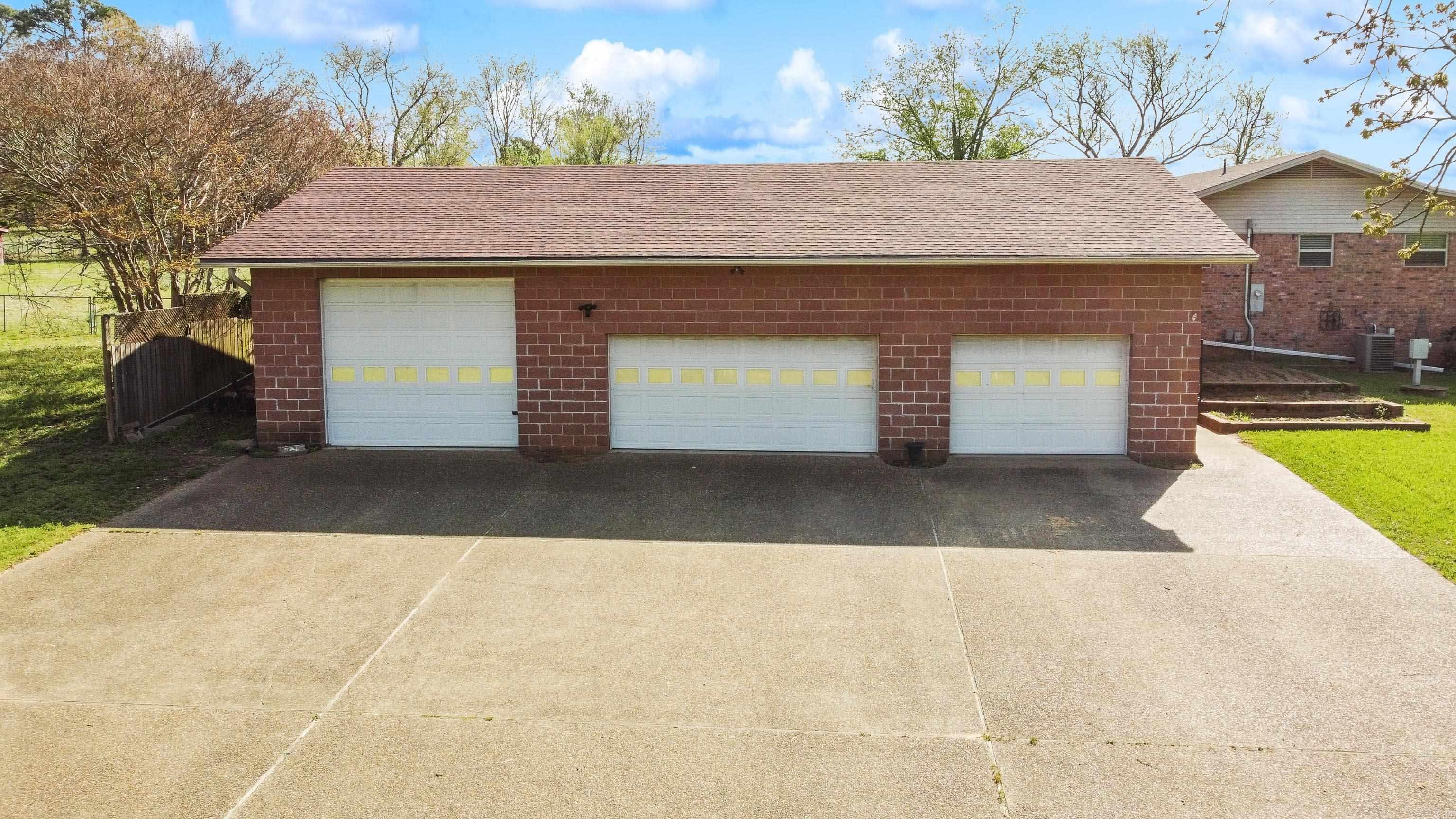 515 Beachview Circle