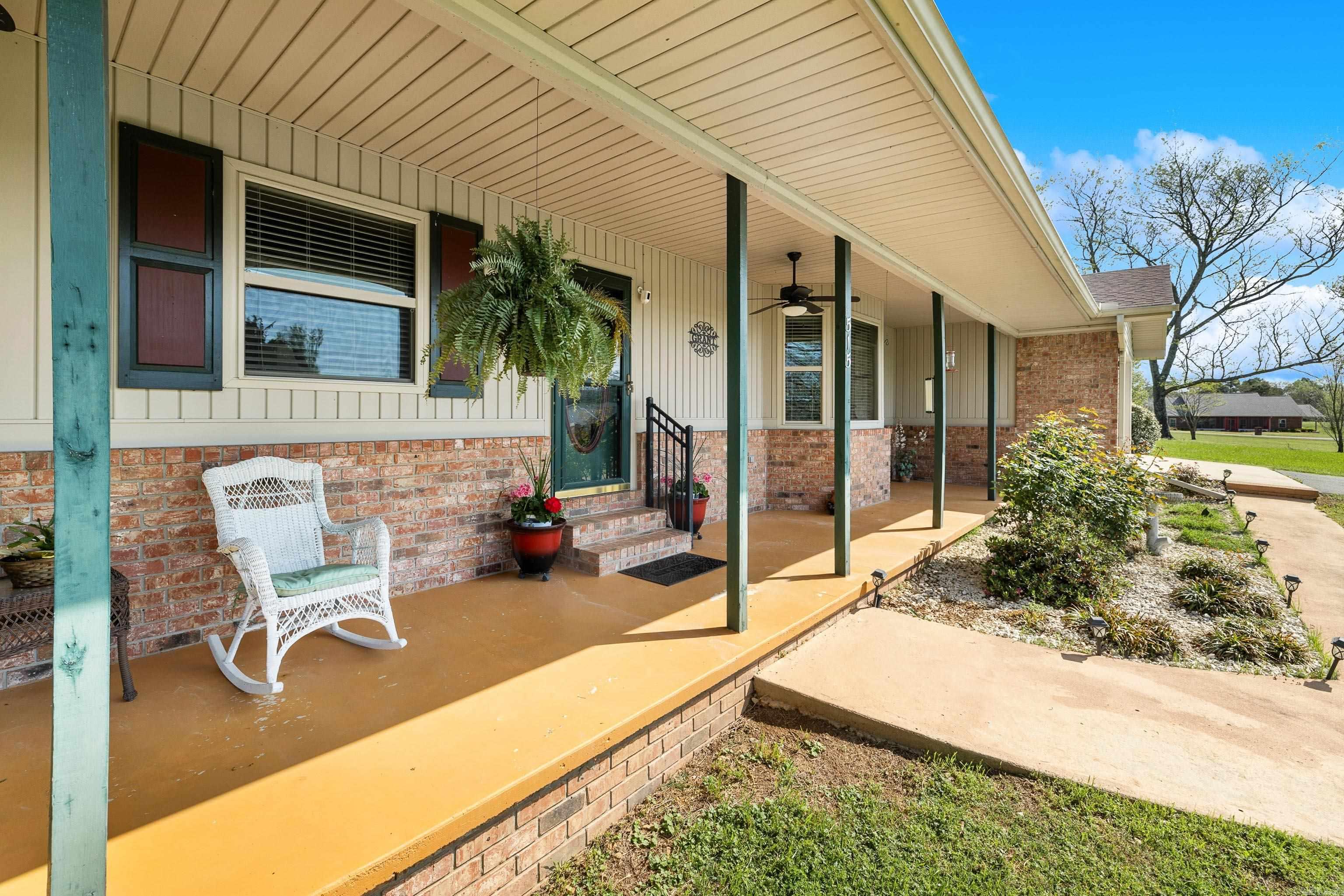 515 Beachview Circle