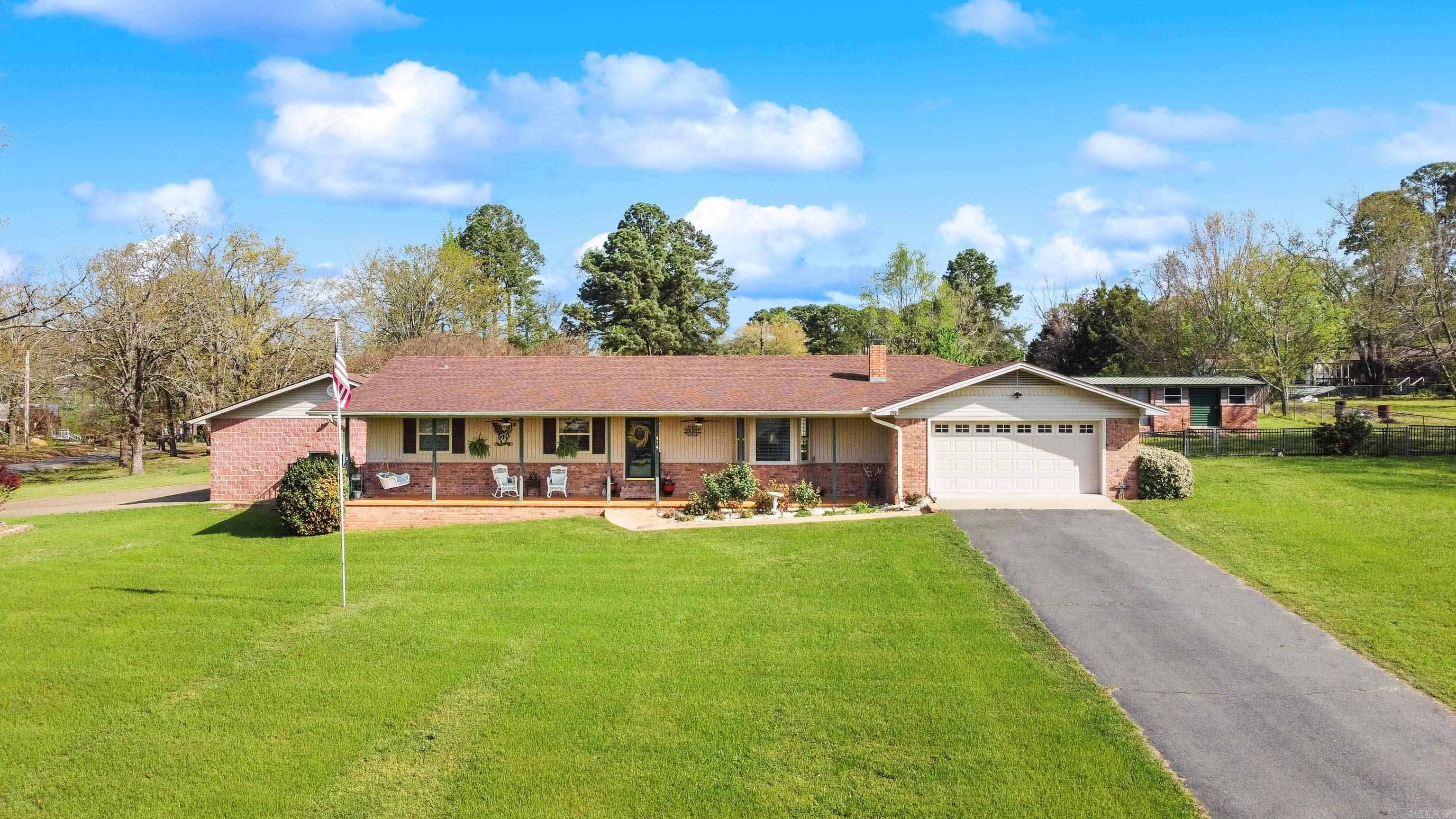 515 Beachview Circle