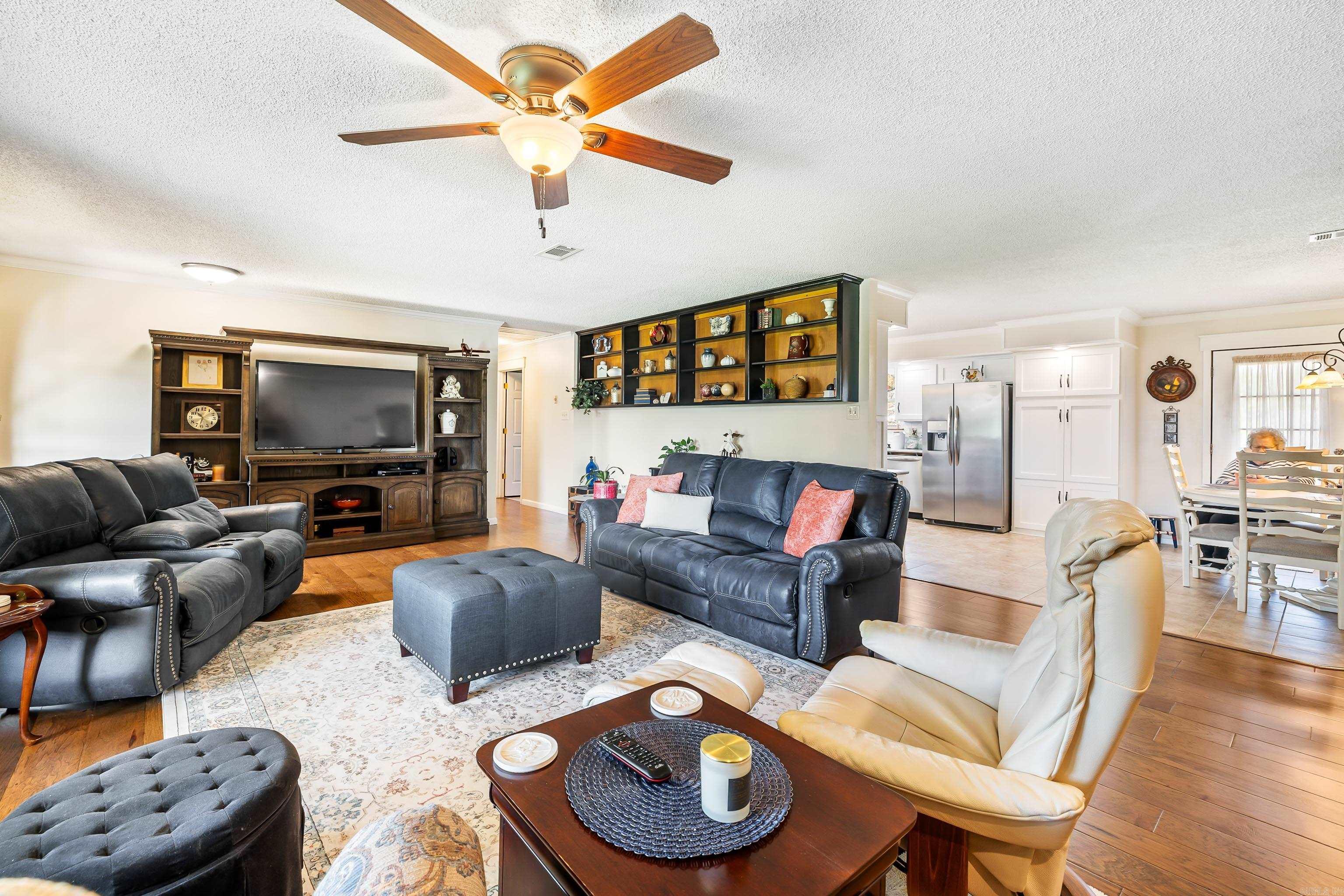 515 Beachview Circle