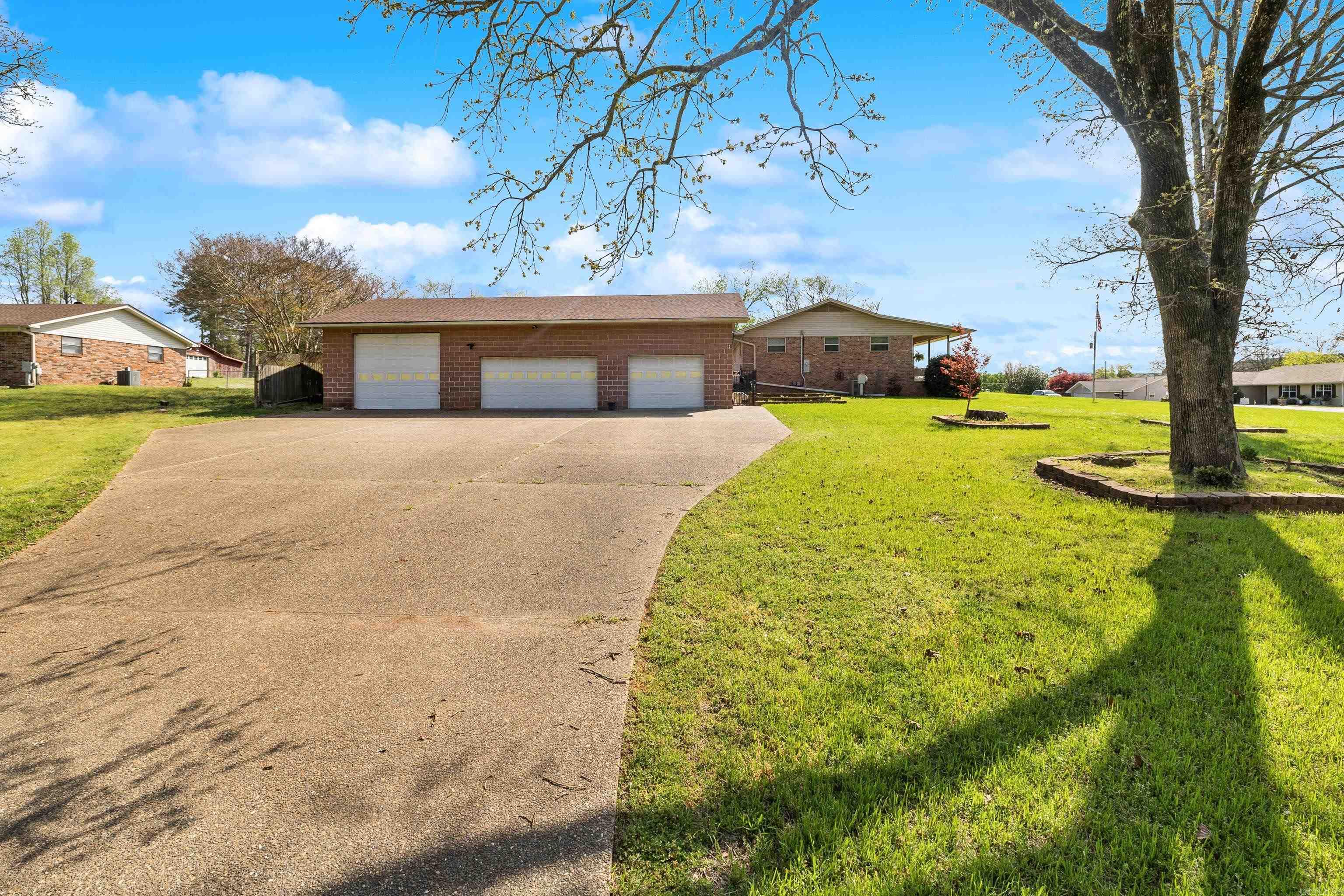 515 Beachview Circle