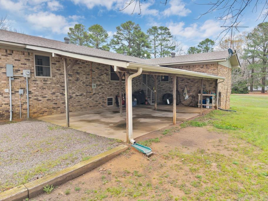 12 Halbrook Lane