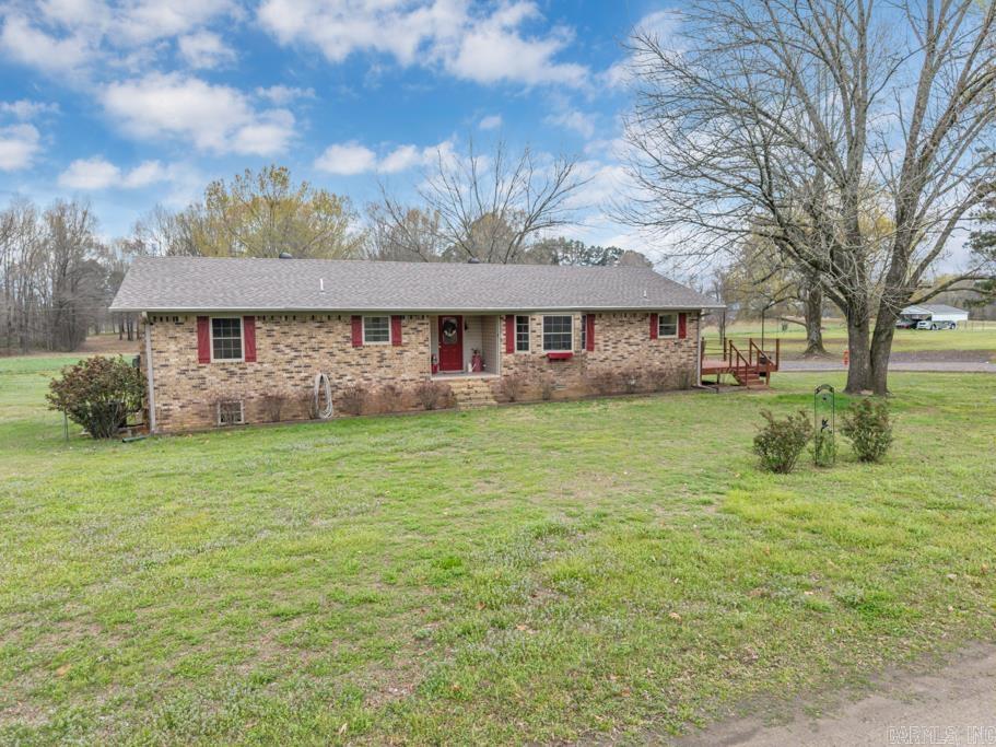 12 Halbrook Lane