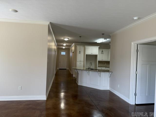 2495 EIGHTEEN Loop