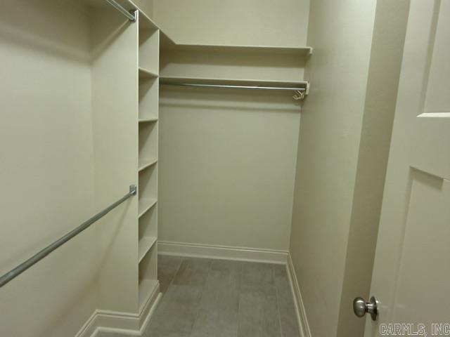2495 EIGHTEEN Loop