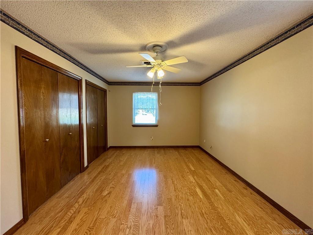 1504 Knoxville