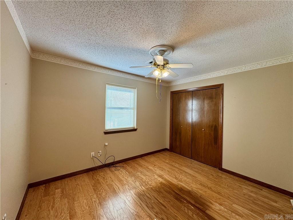 1504 Knoxville