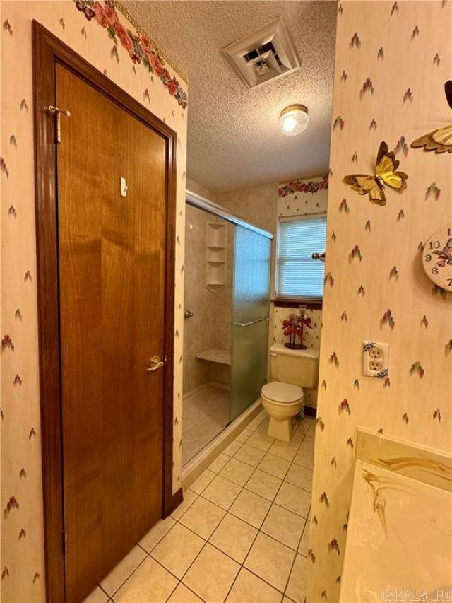1504 Knoxville