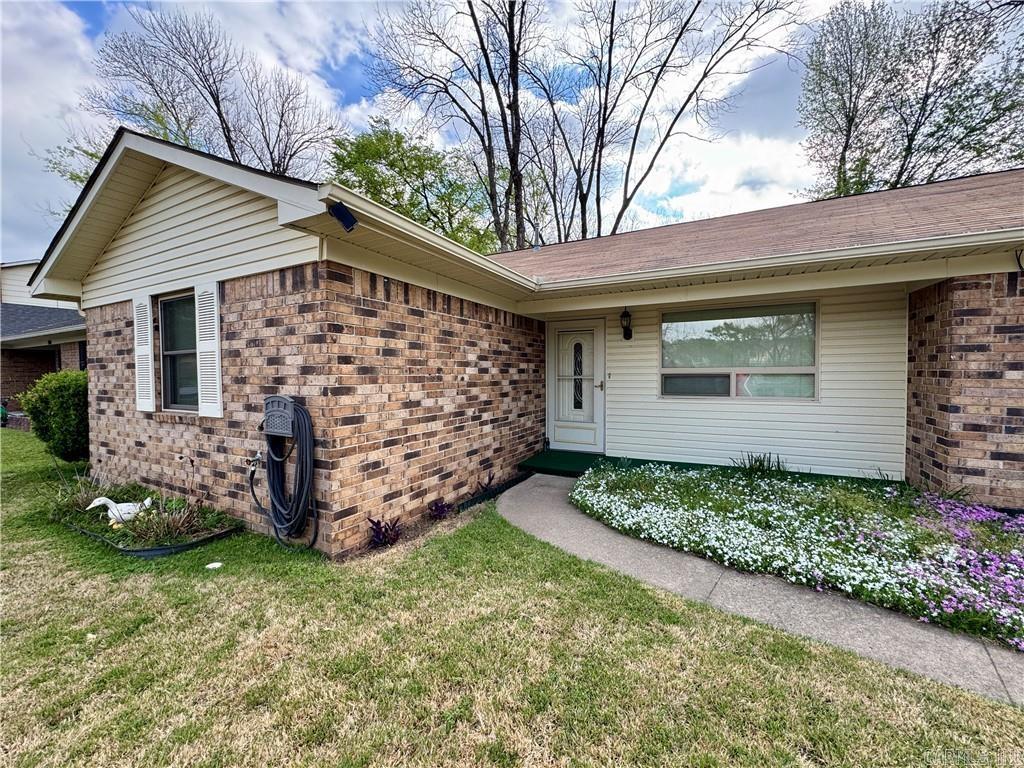 1504 Knoxville