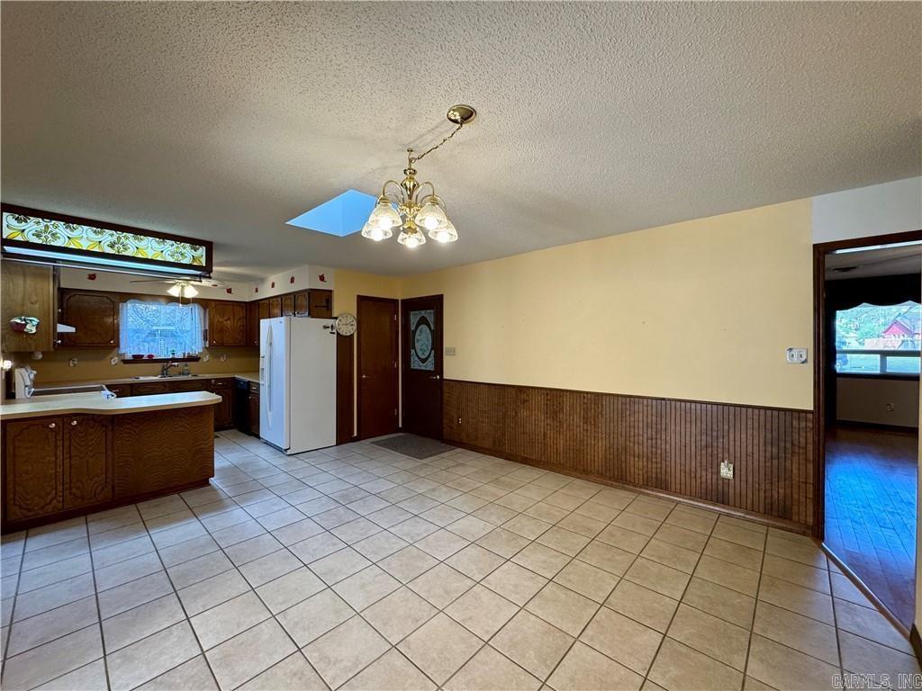 1504 Knoxville