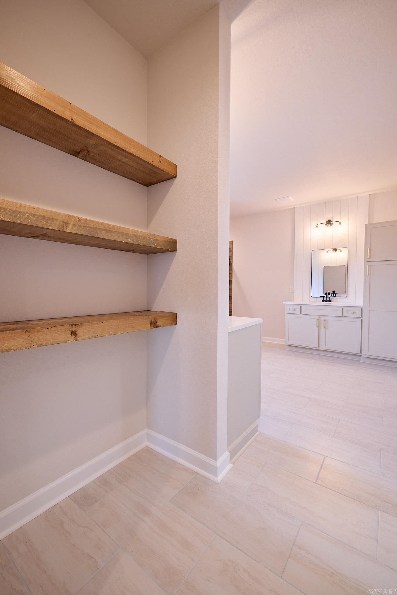 10557 W Miller Sardis Road