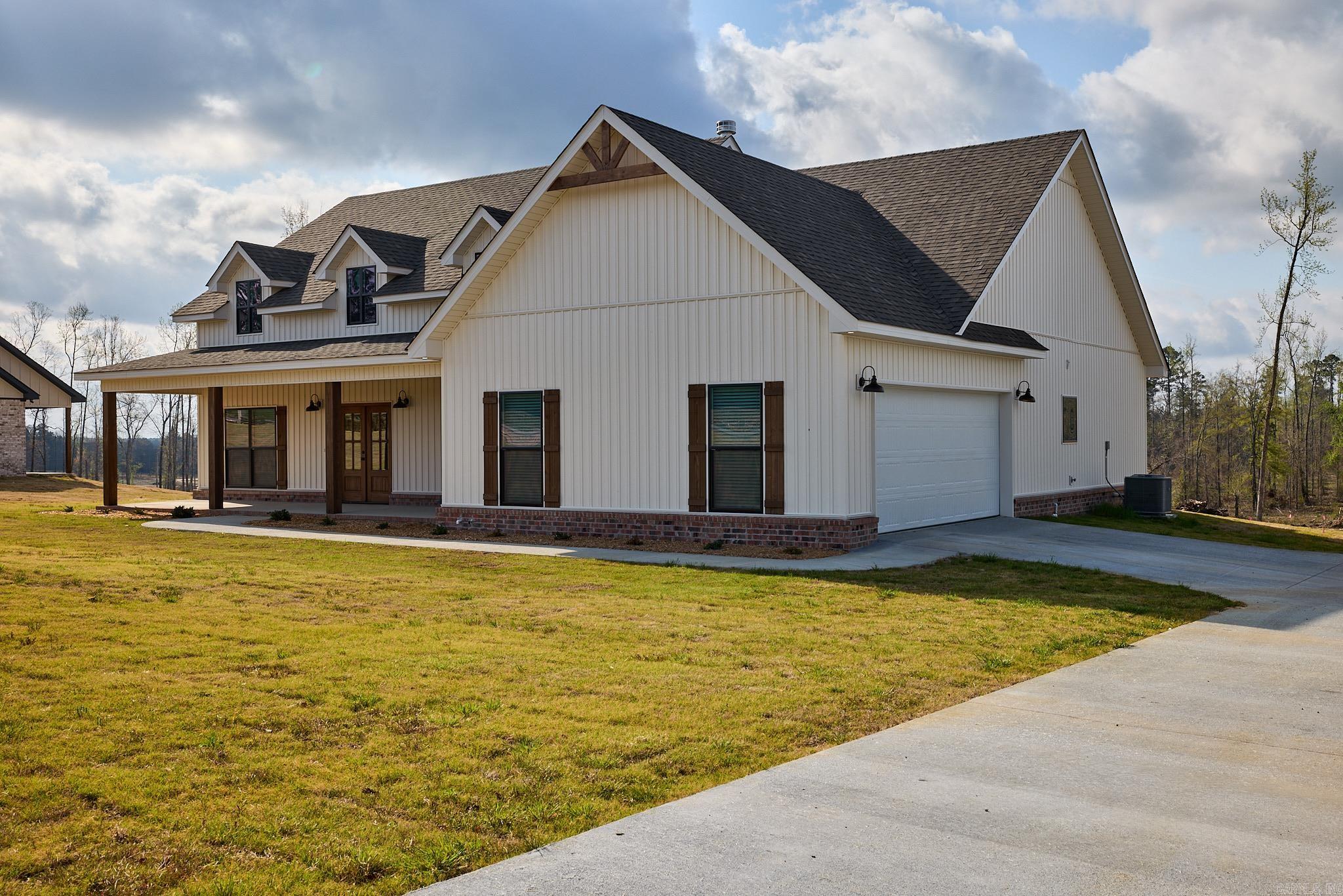 10557 W Miller Sardis Road