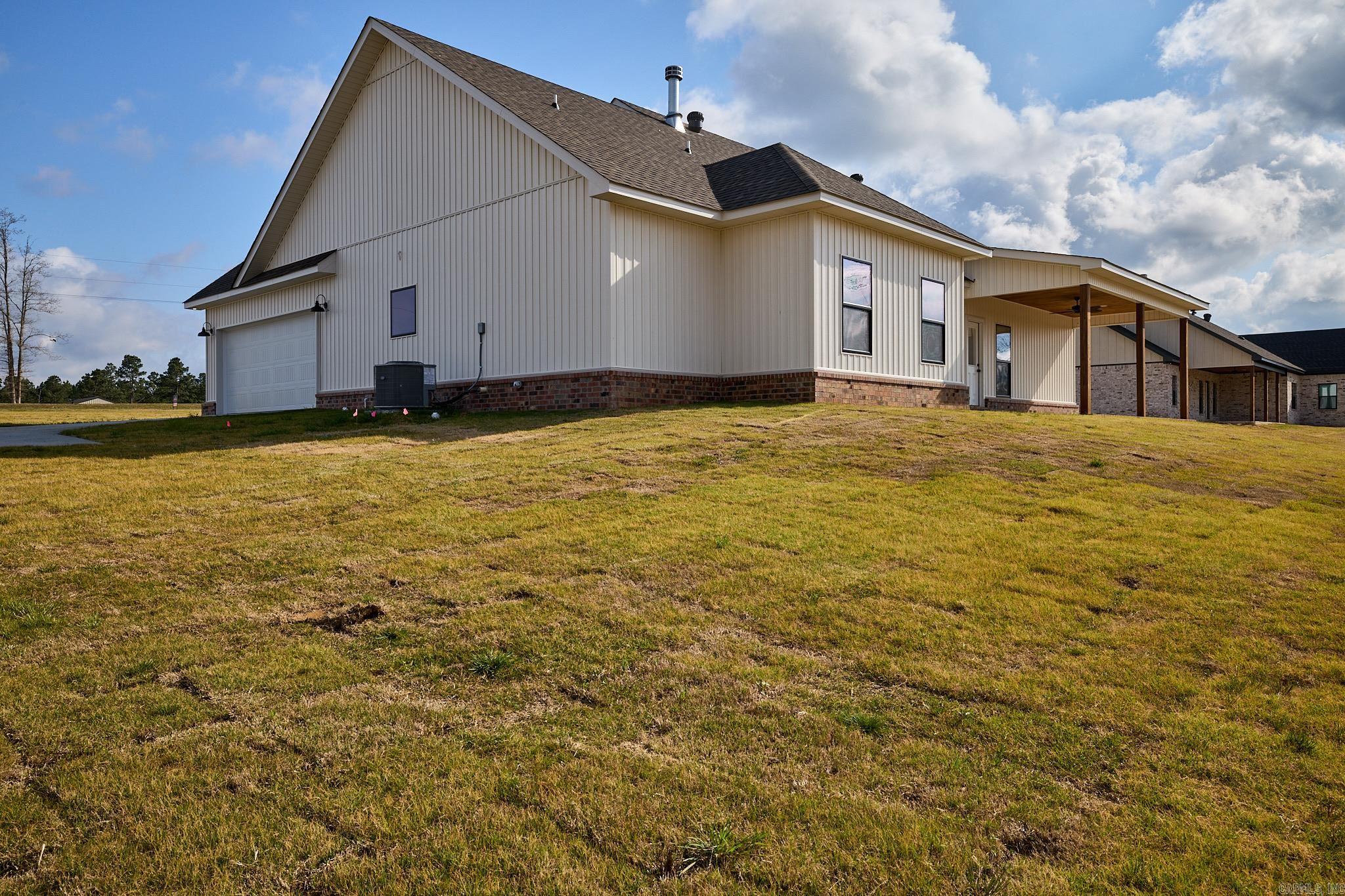 10557 W Miller Sardis Road