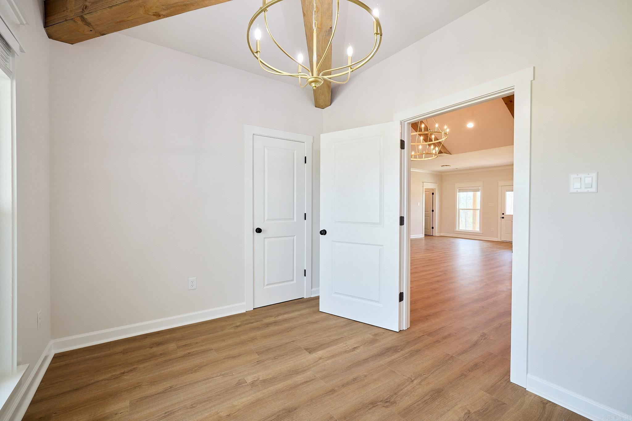 10557 W Miller Sardis Road