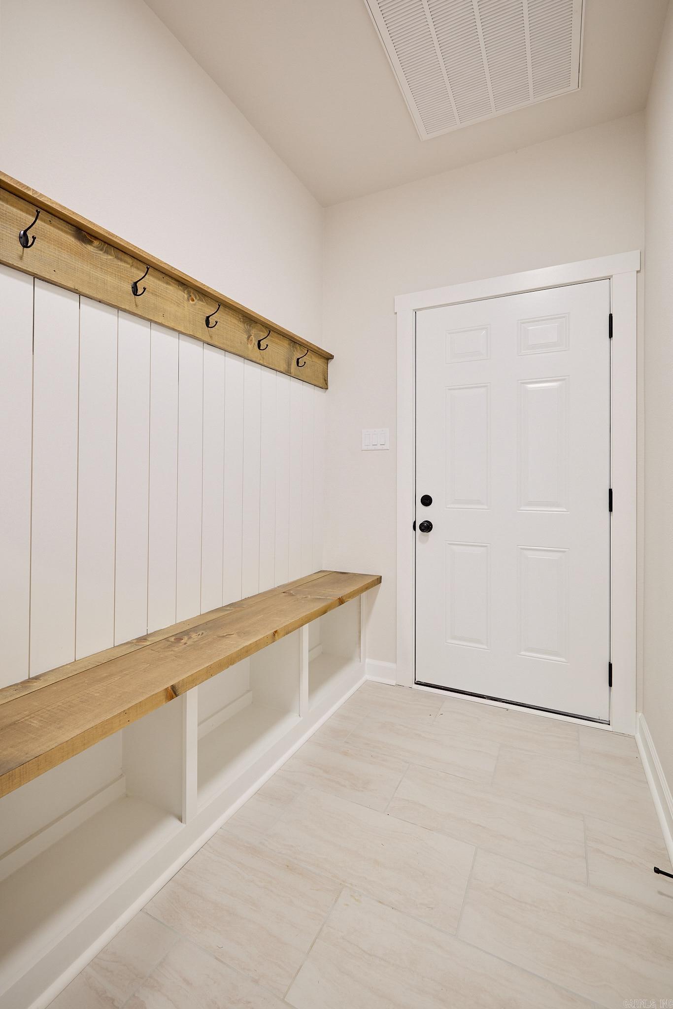 10557 W Miller Sardis Road