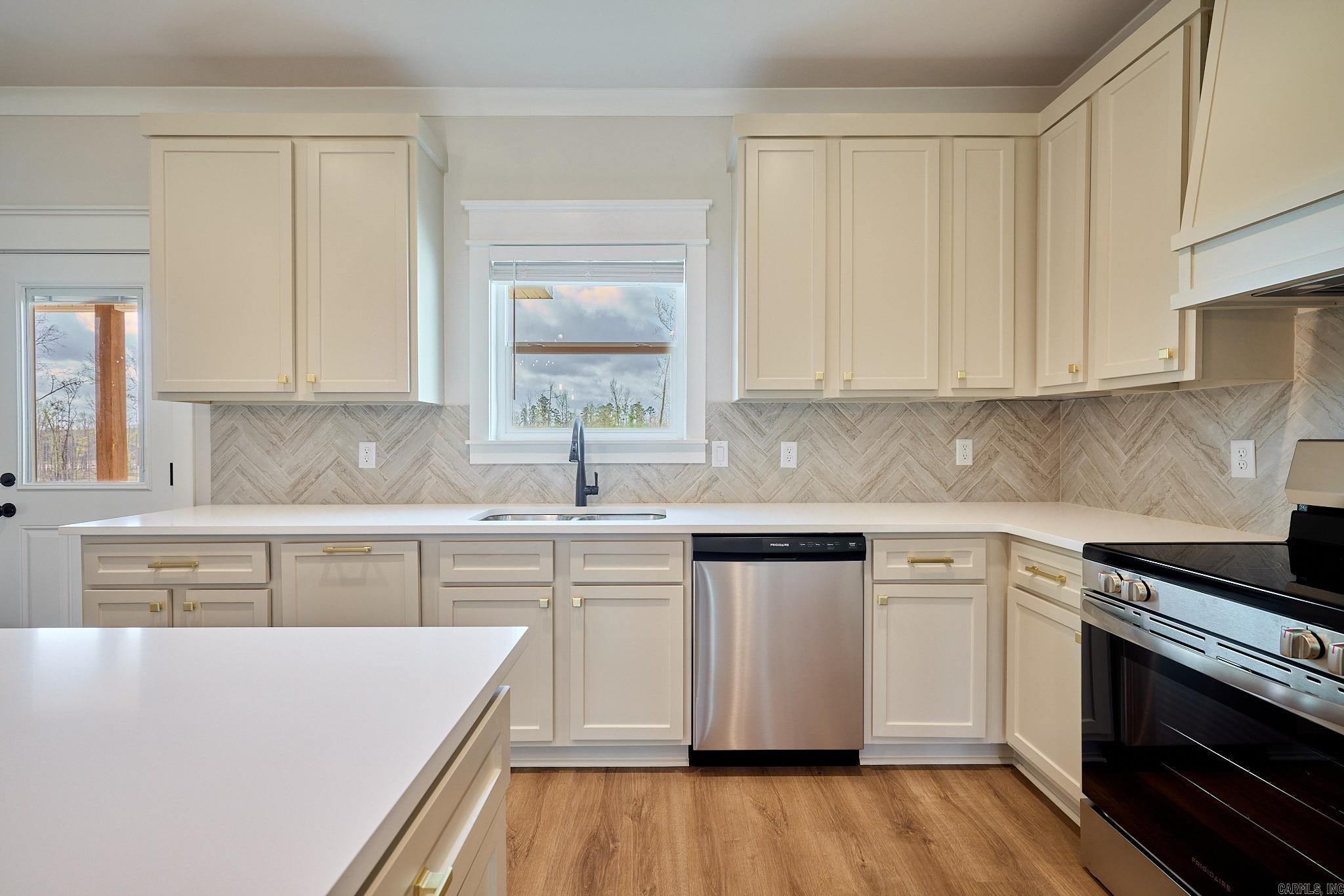 10557 W Miller Sardis Road