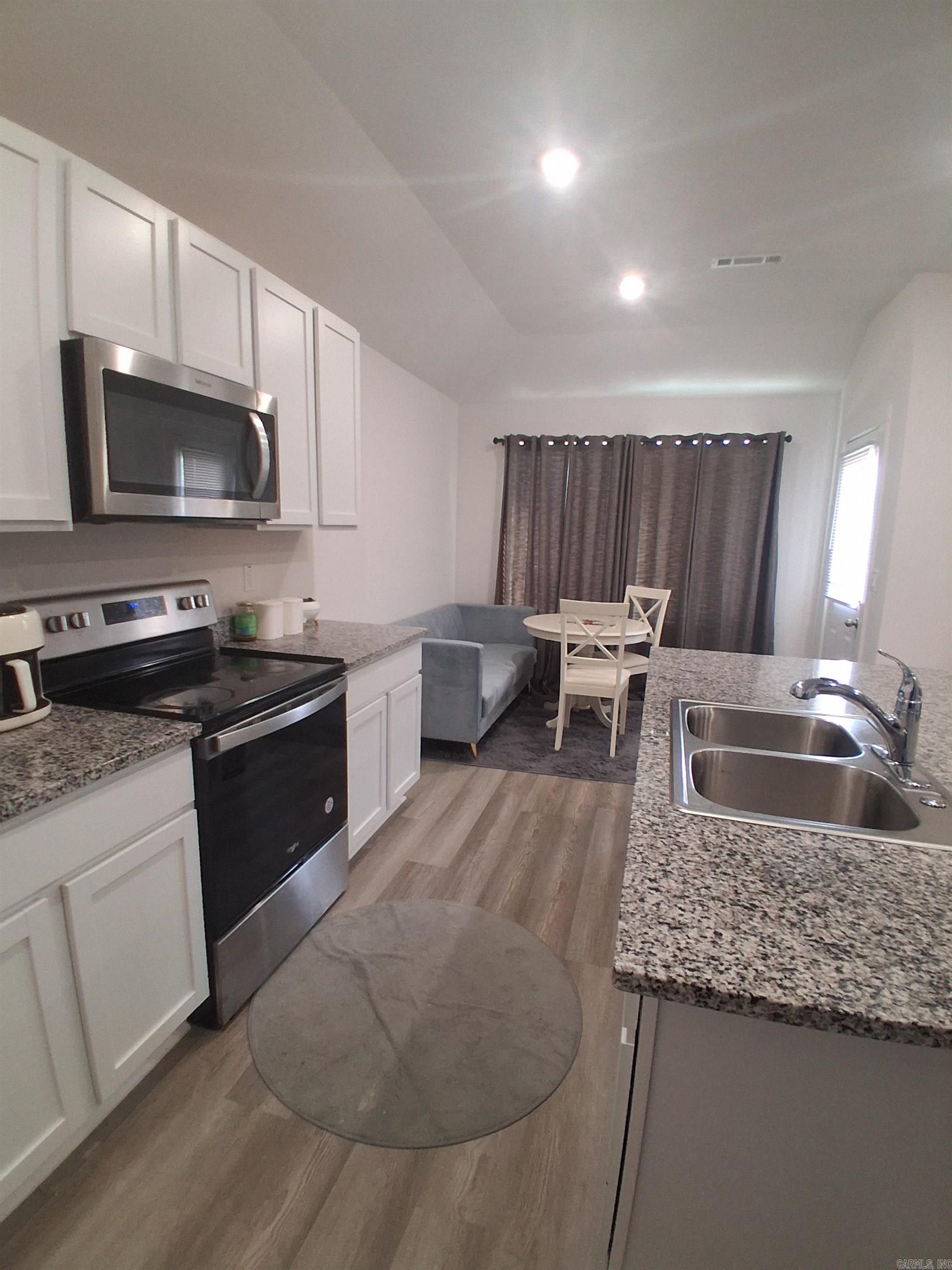 8419 Oxford Valley Drive