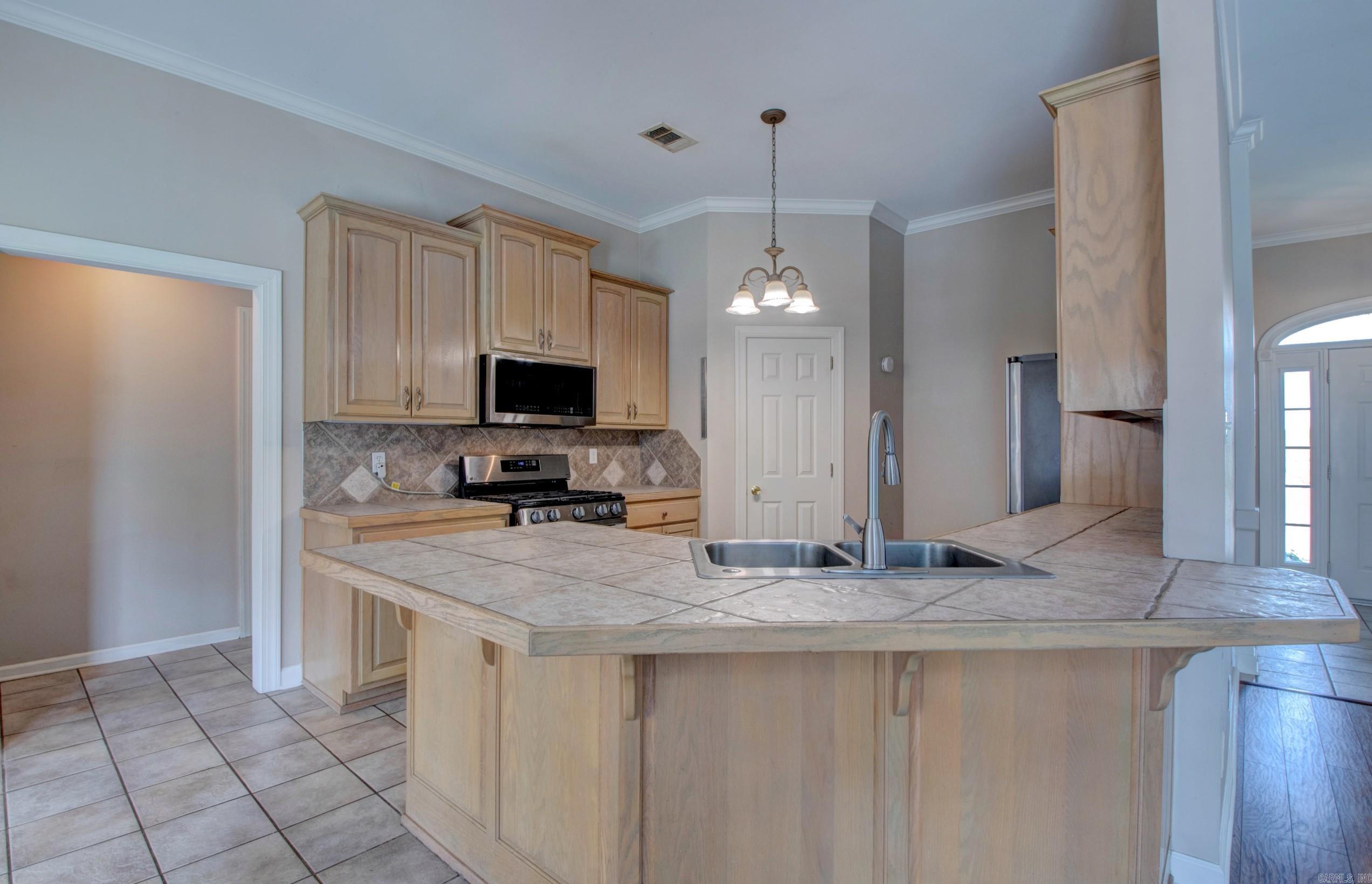 226 Country Club Parkway