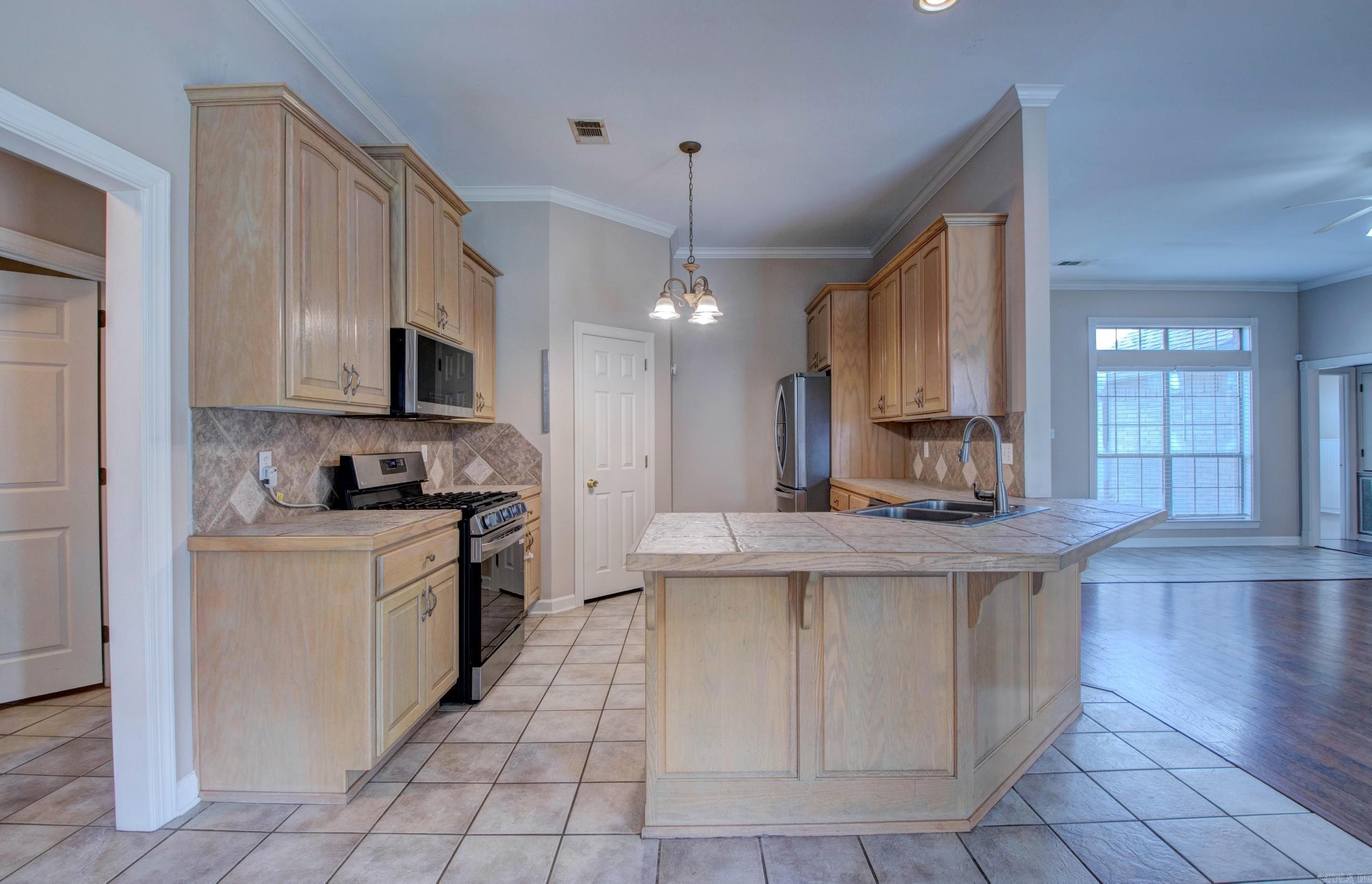 226 Country Club Parkway