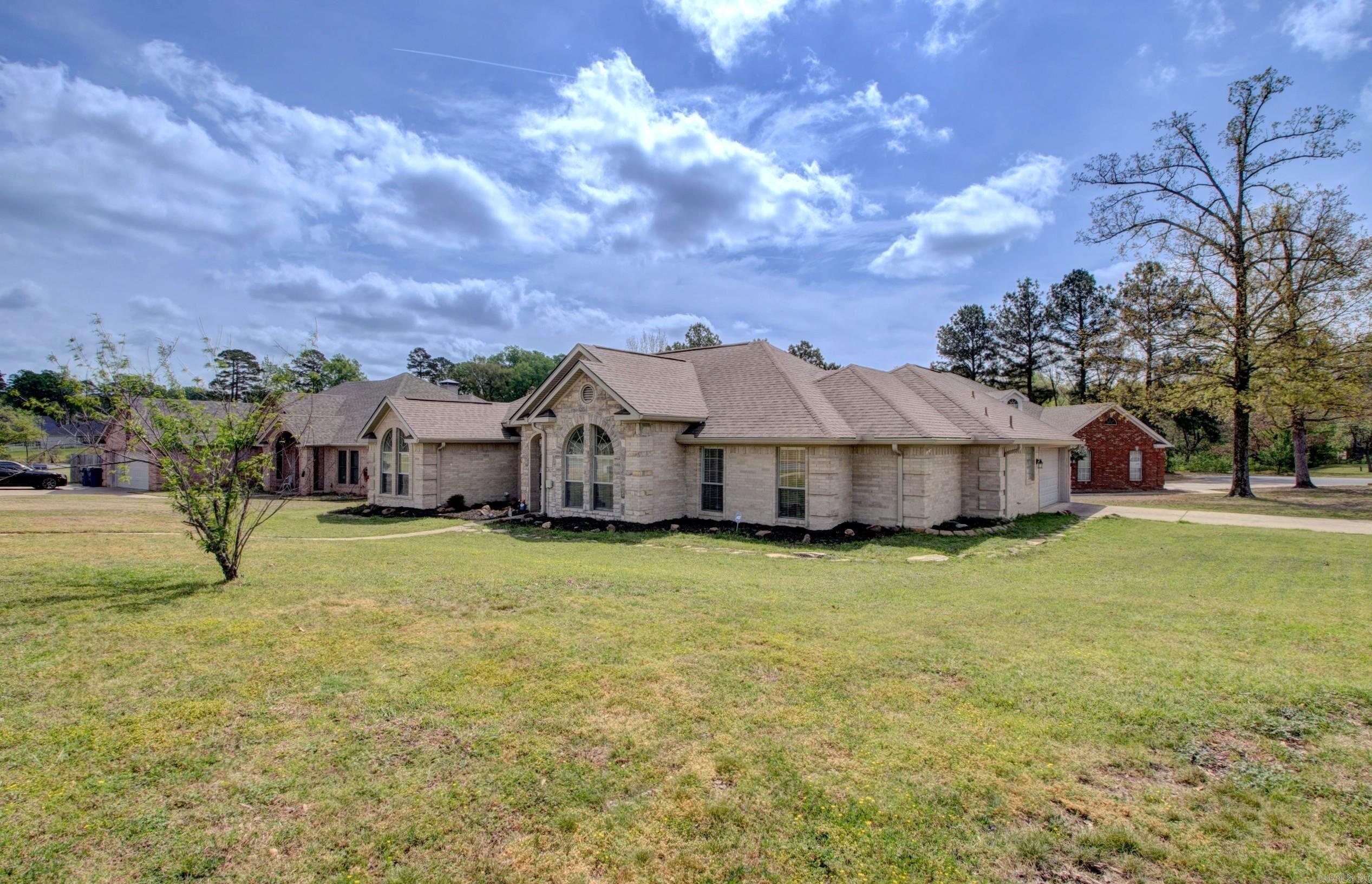 226 Country Club Parkway