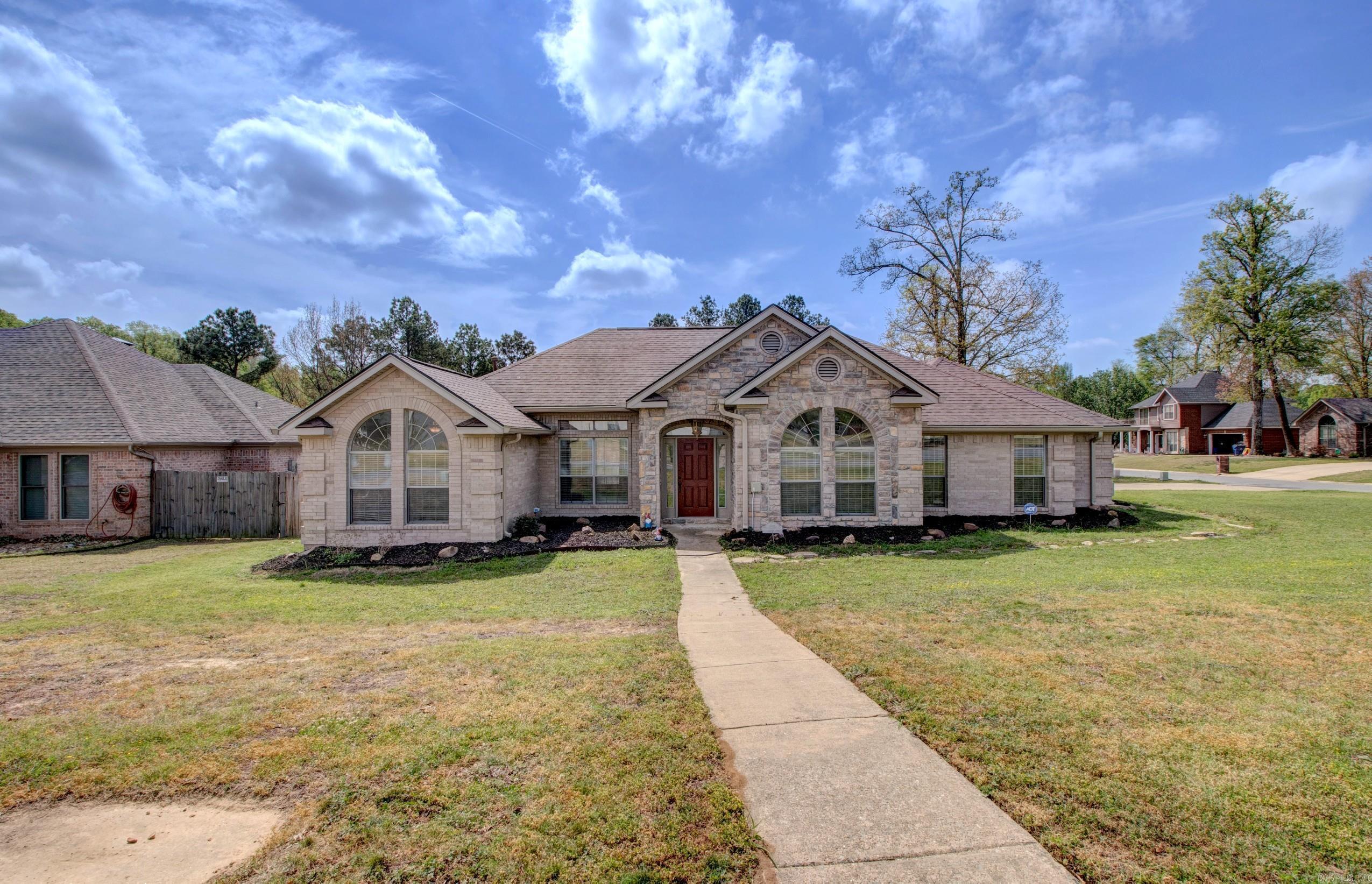 226 Country Club Parkway