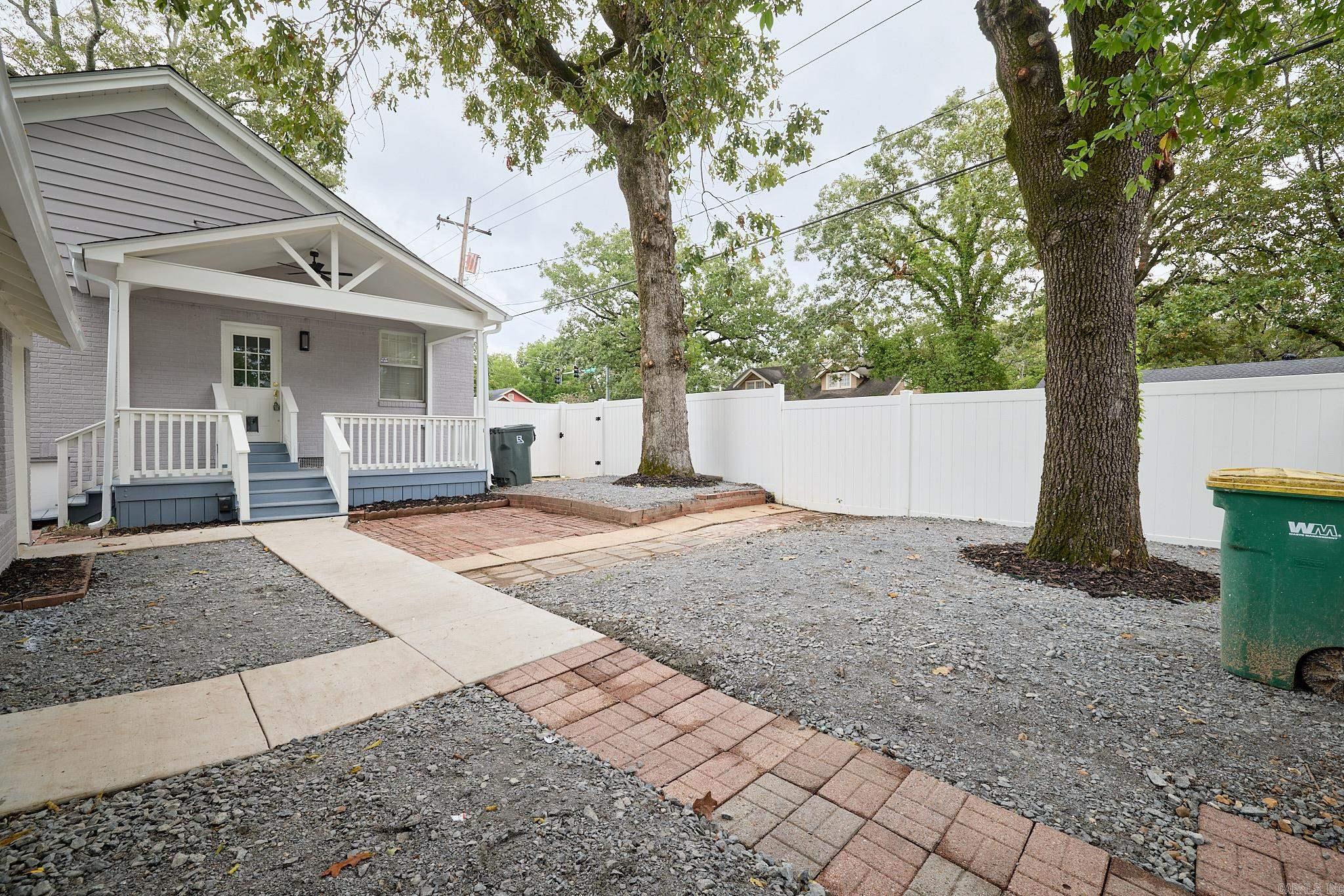 5101 Lee Avenue