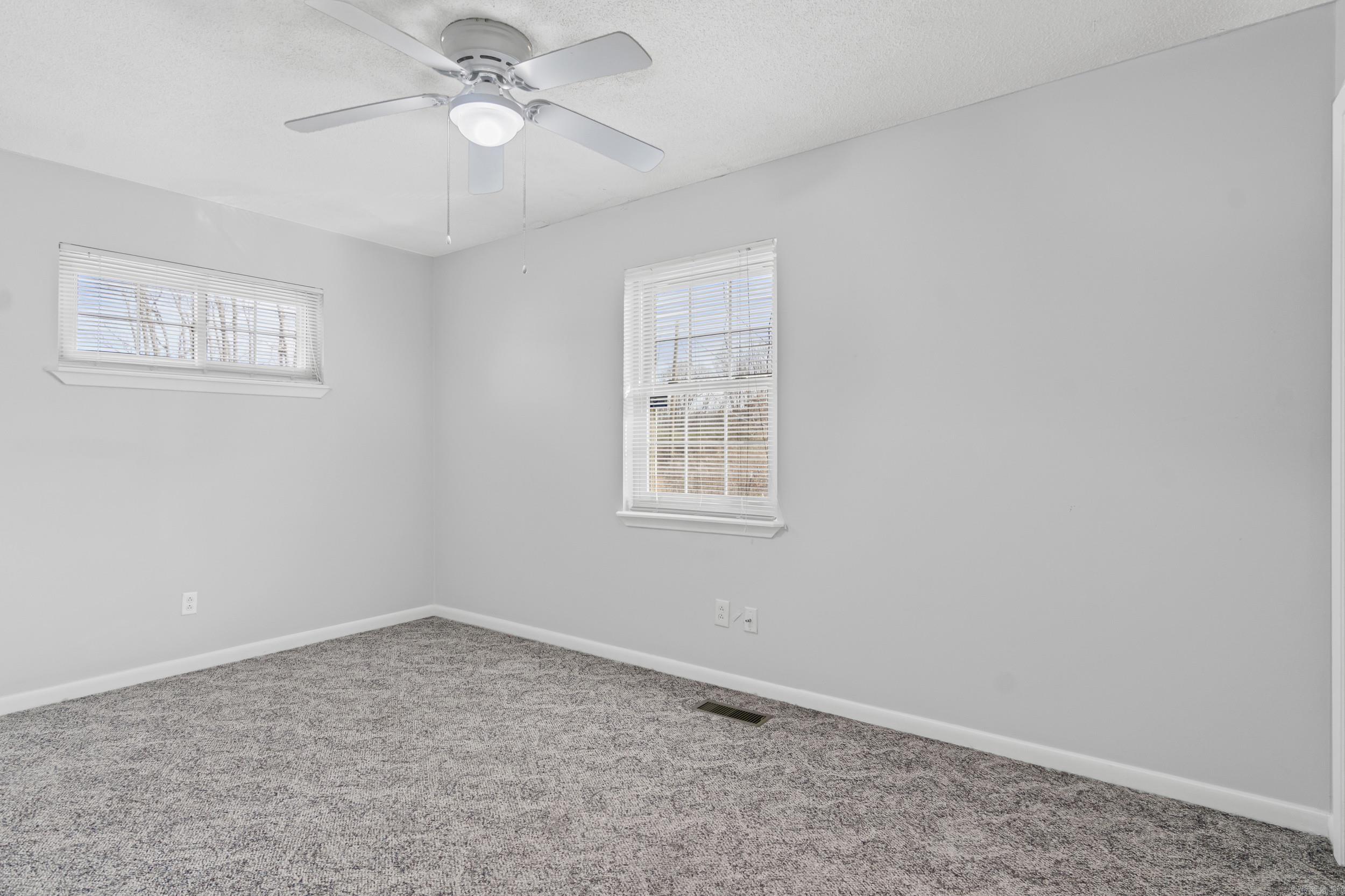 1213 Eastview Drive
