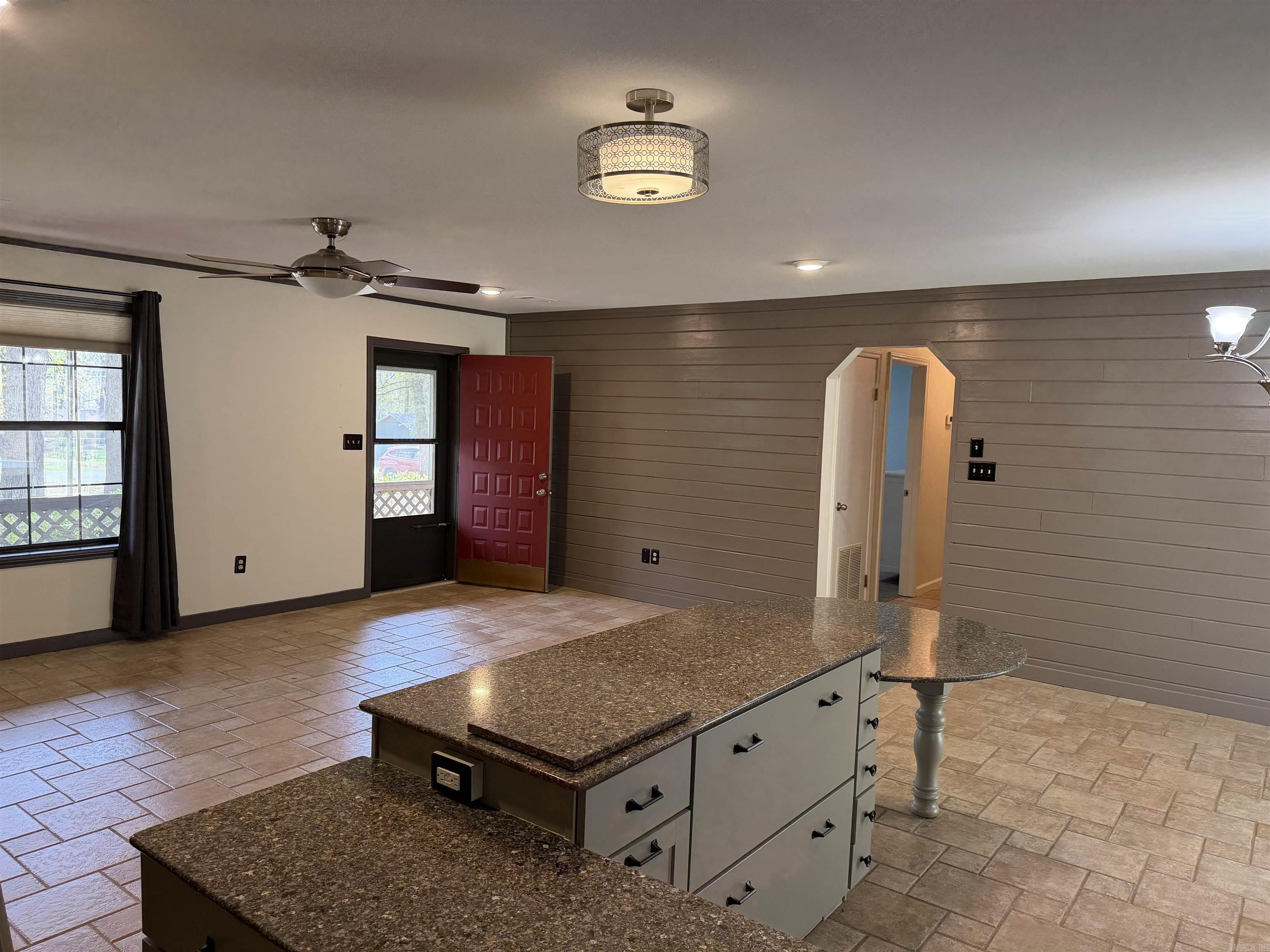 6 Cottontail Drive