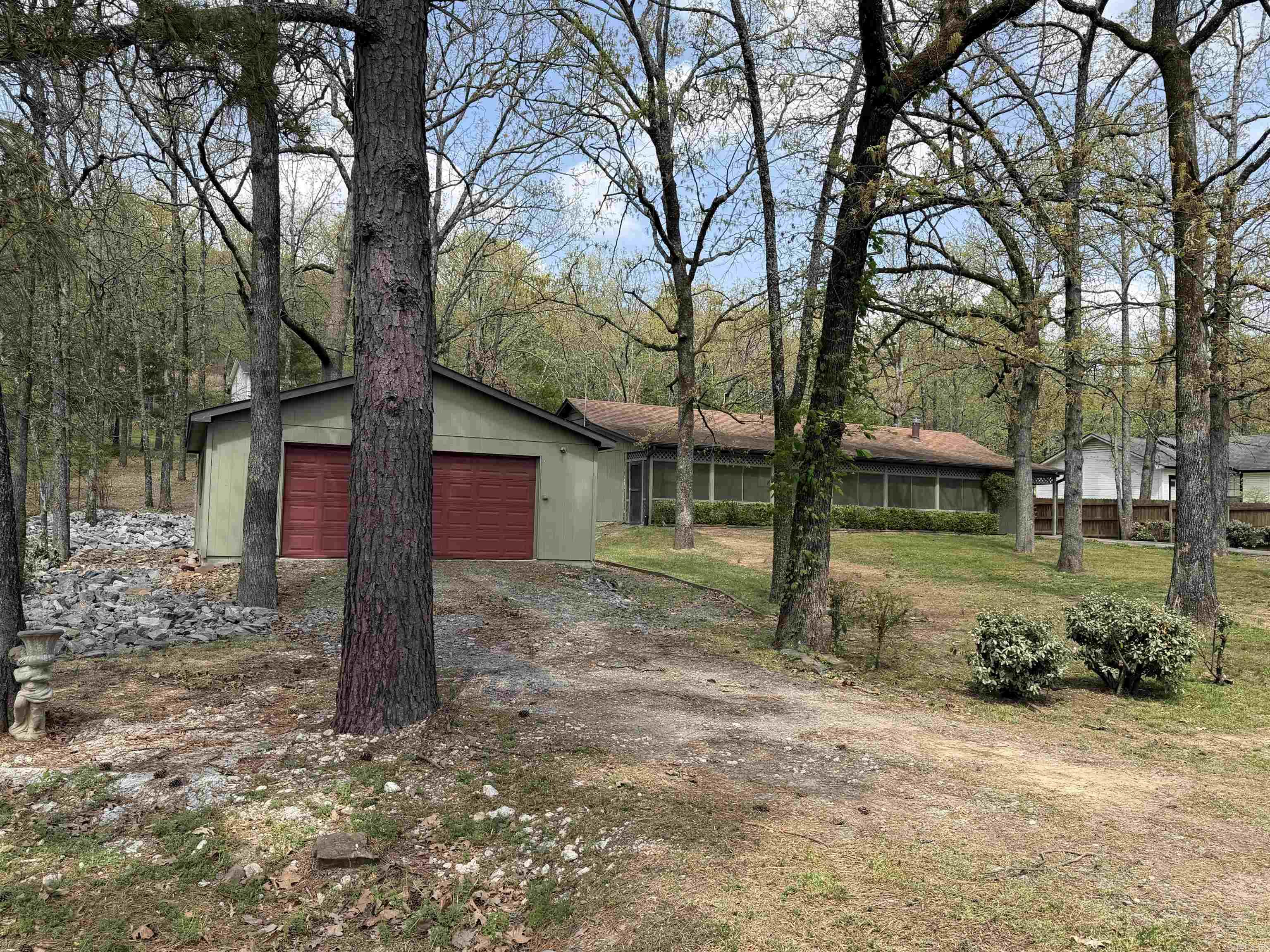 6 Cottontail Drive