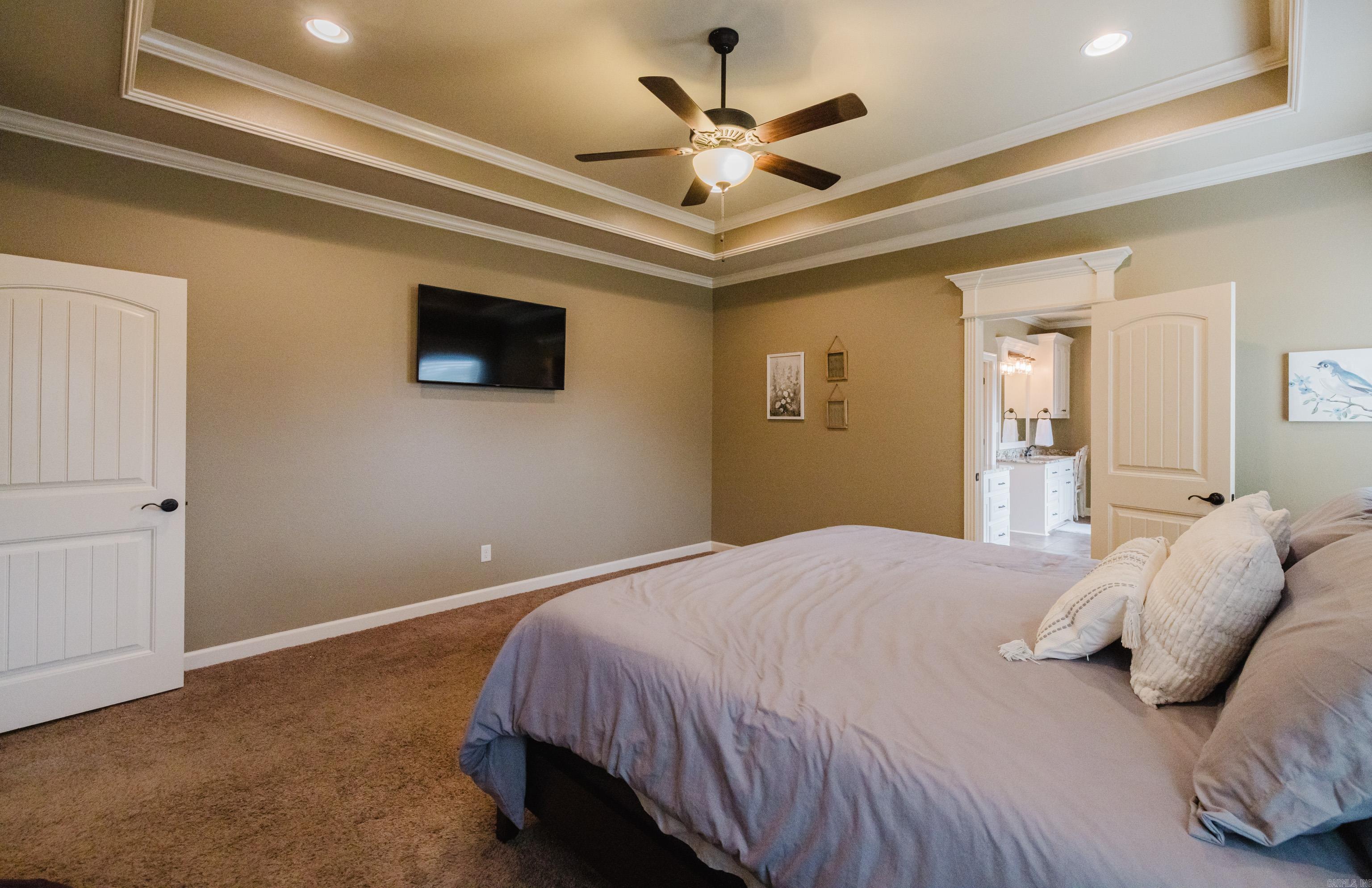 2125 Avondale Drive