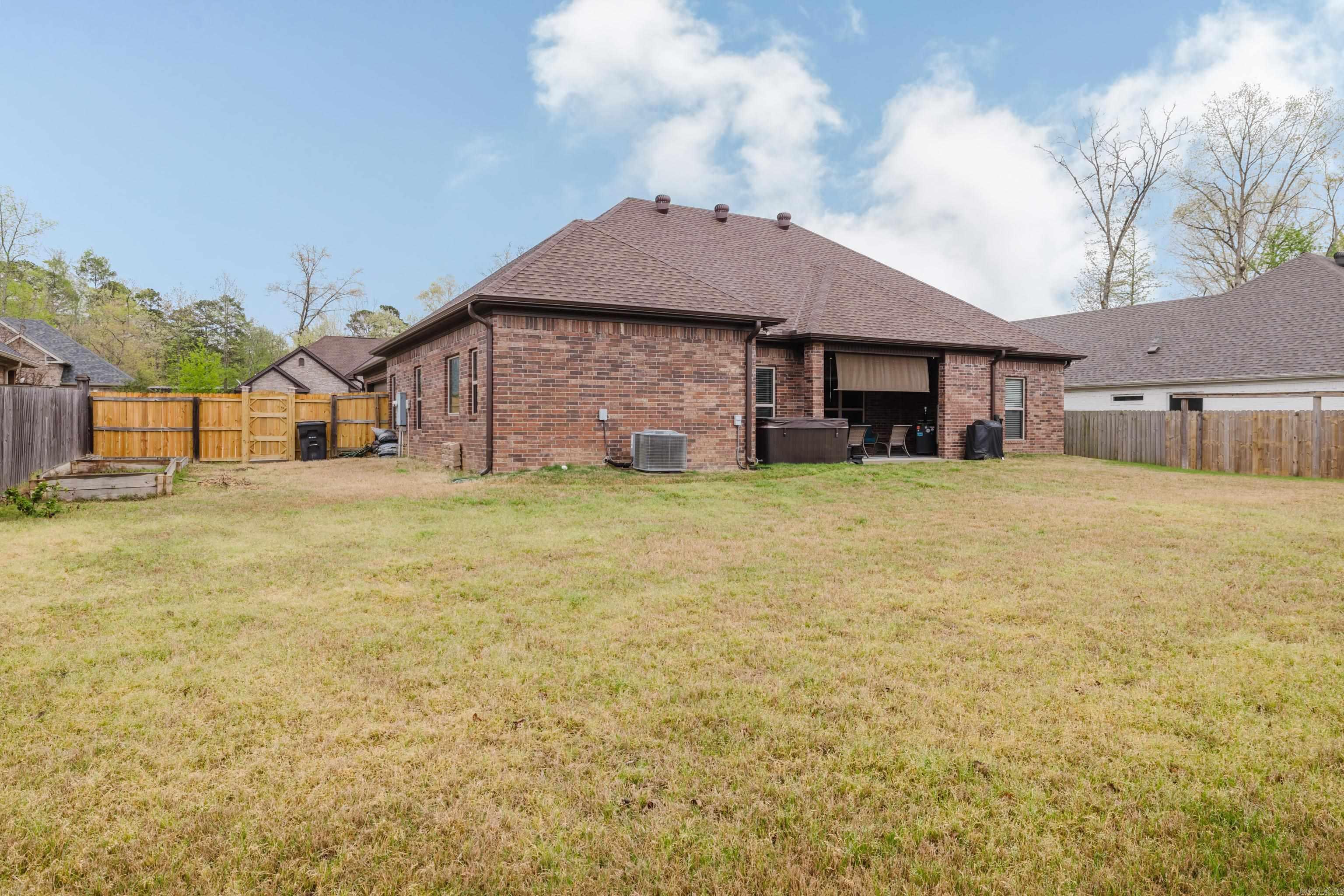2125 Avondale Drive