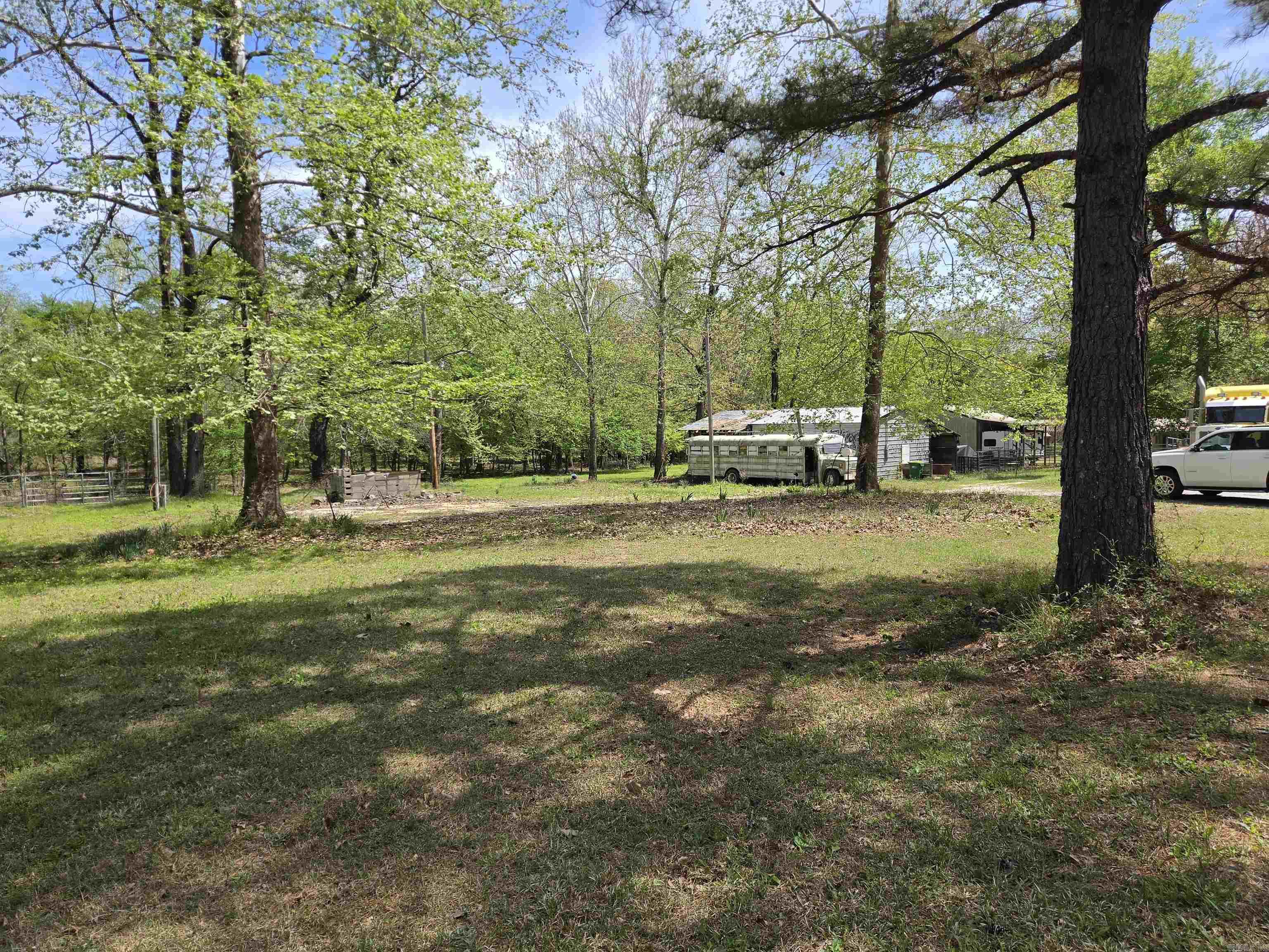 5 Acres of 2926 Bauxite Cutoff Road