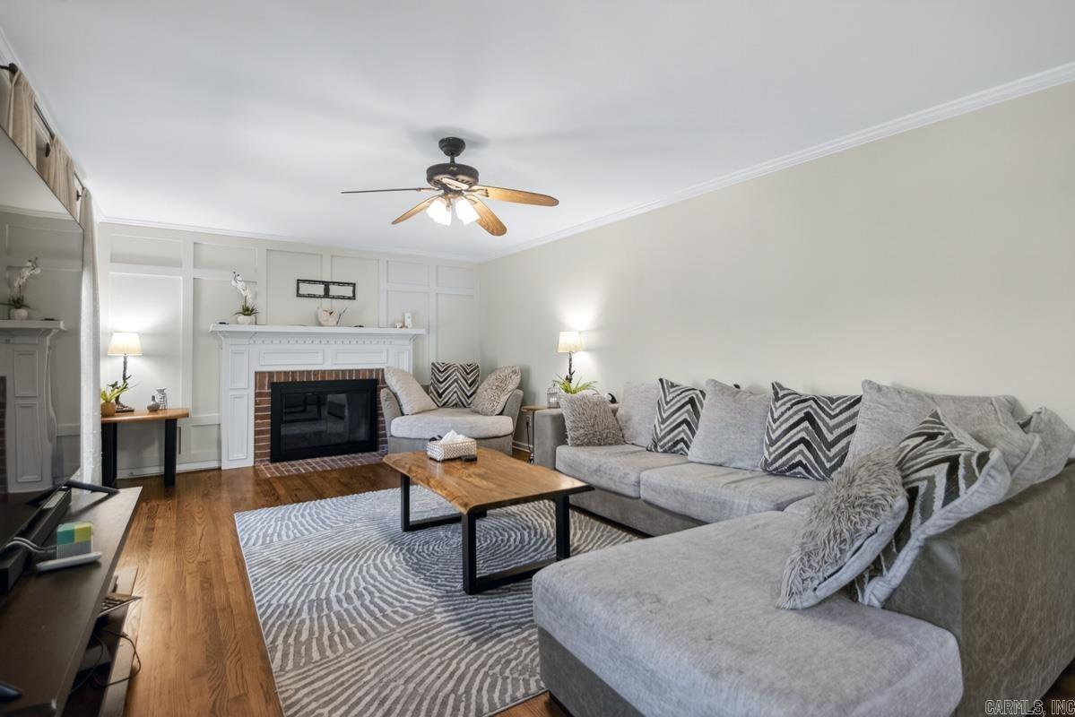 4 Combonne Court