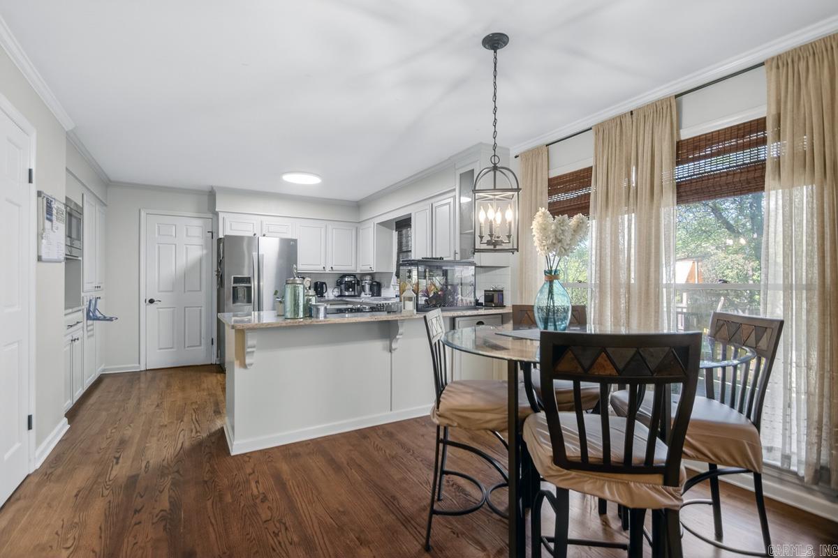 4 Combonne Court