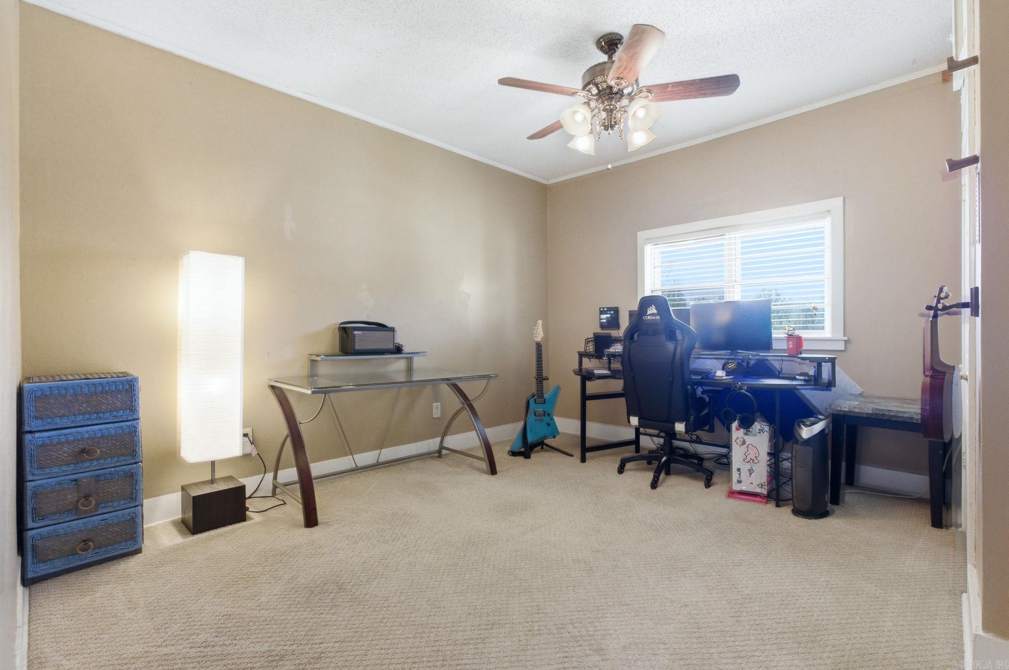 6307 Middle Warren Rd