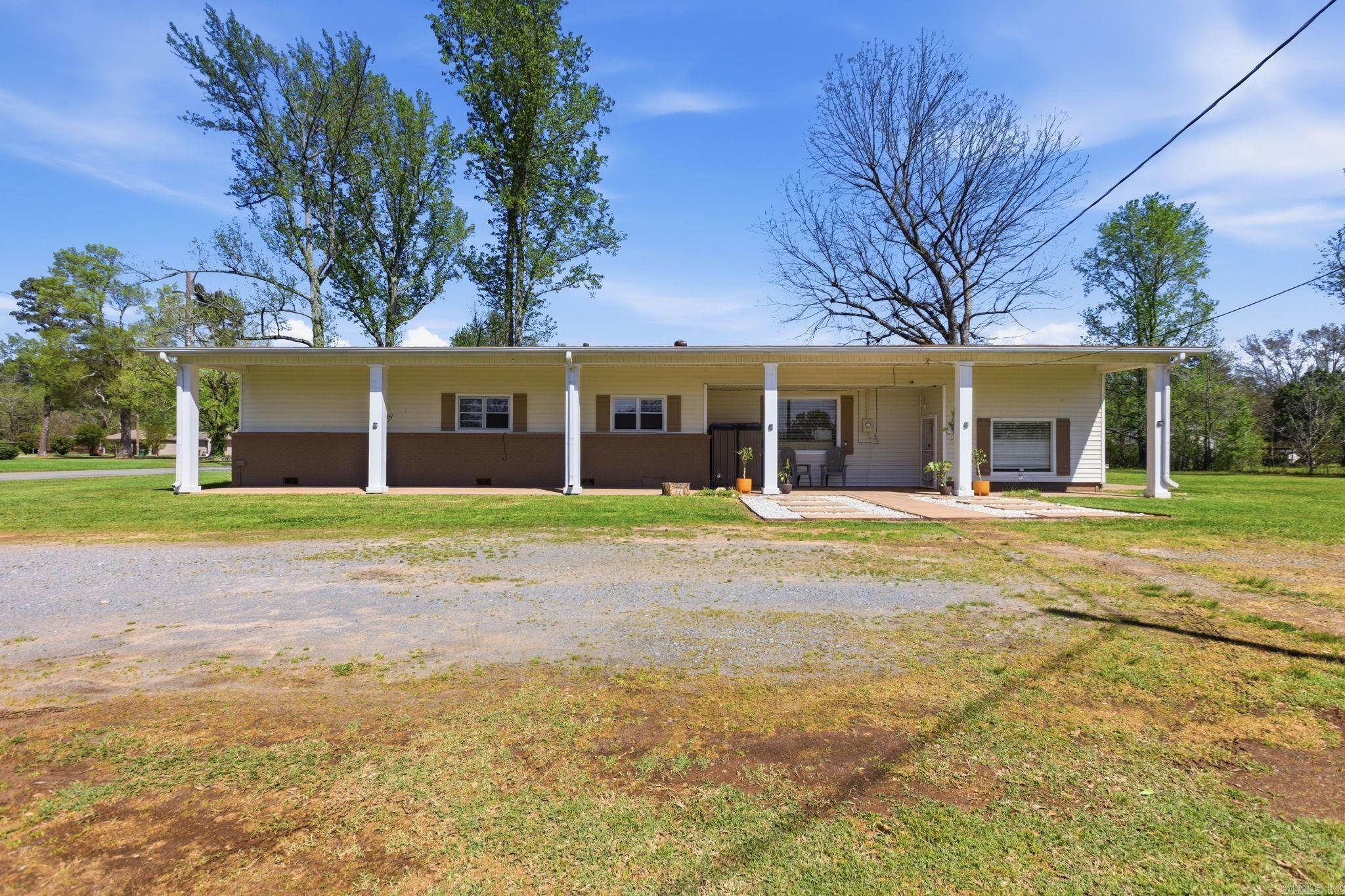 6307 Middle Warren Rd