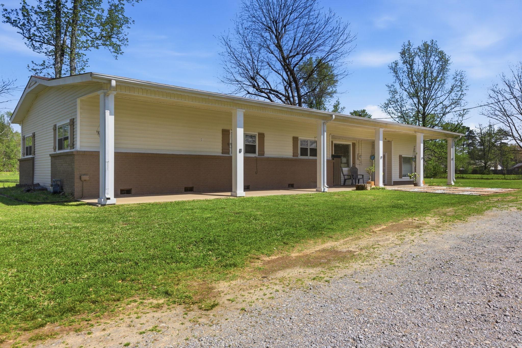 6307 Middle Warren Rd
