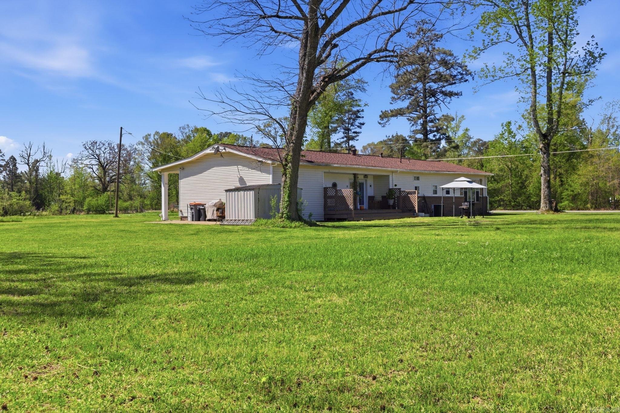 6307 Middle Warren Rd