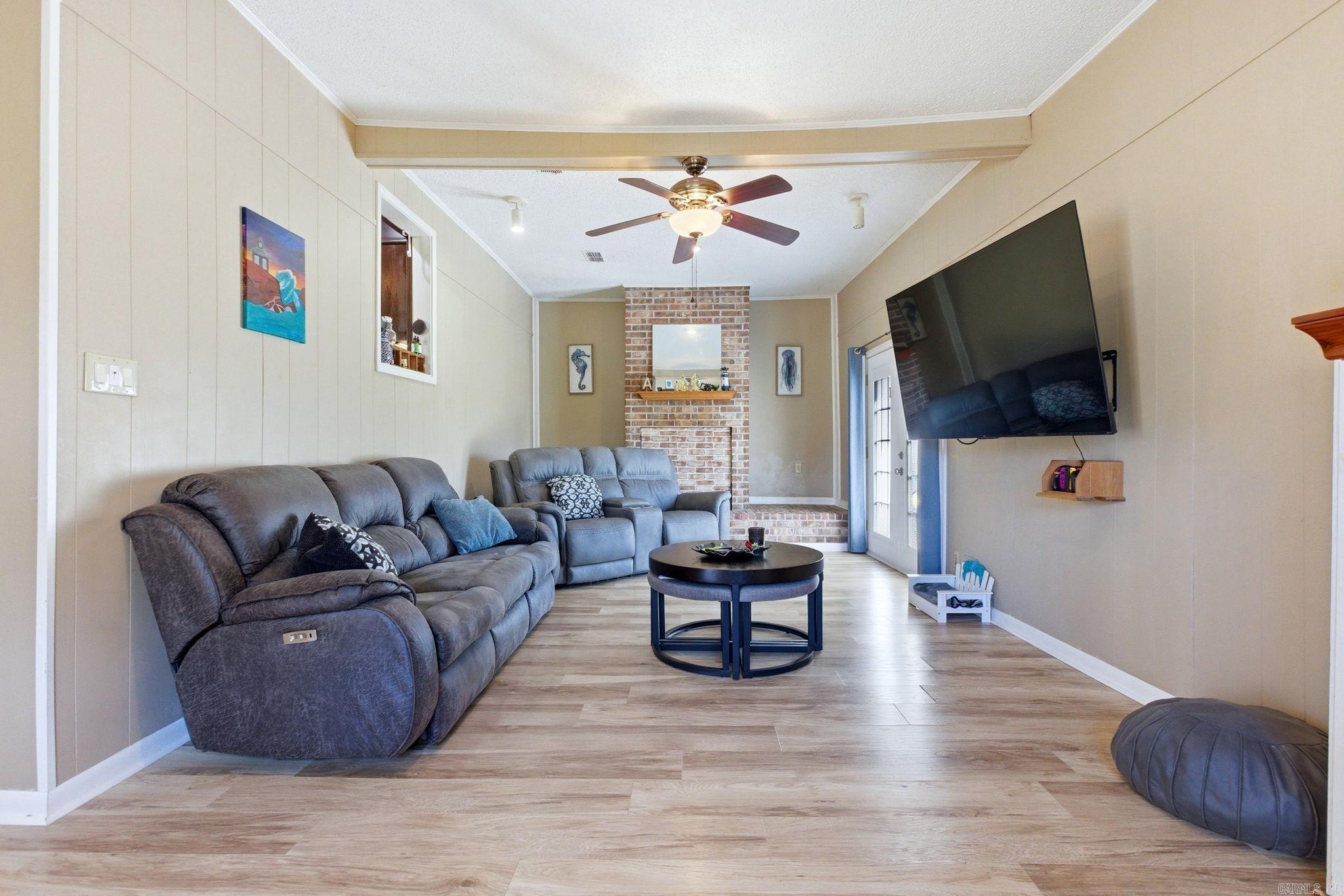 6307 Middle Warren Rd