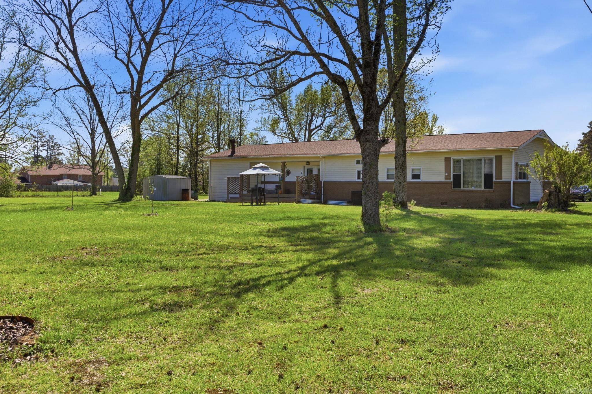 6307 Middle Warren Rd