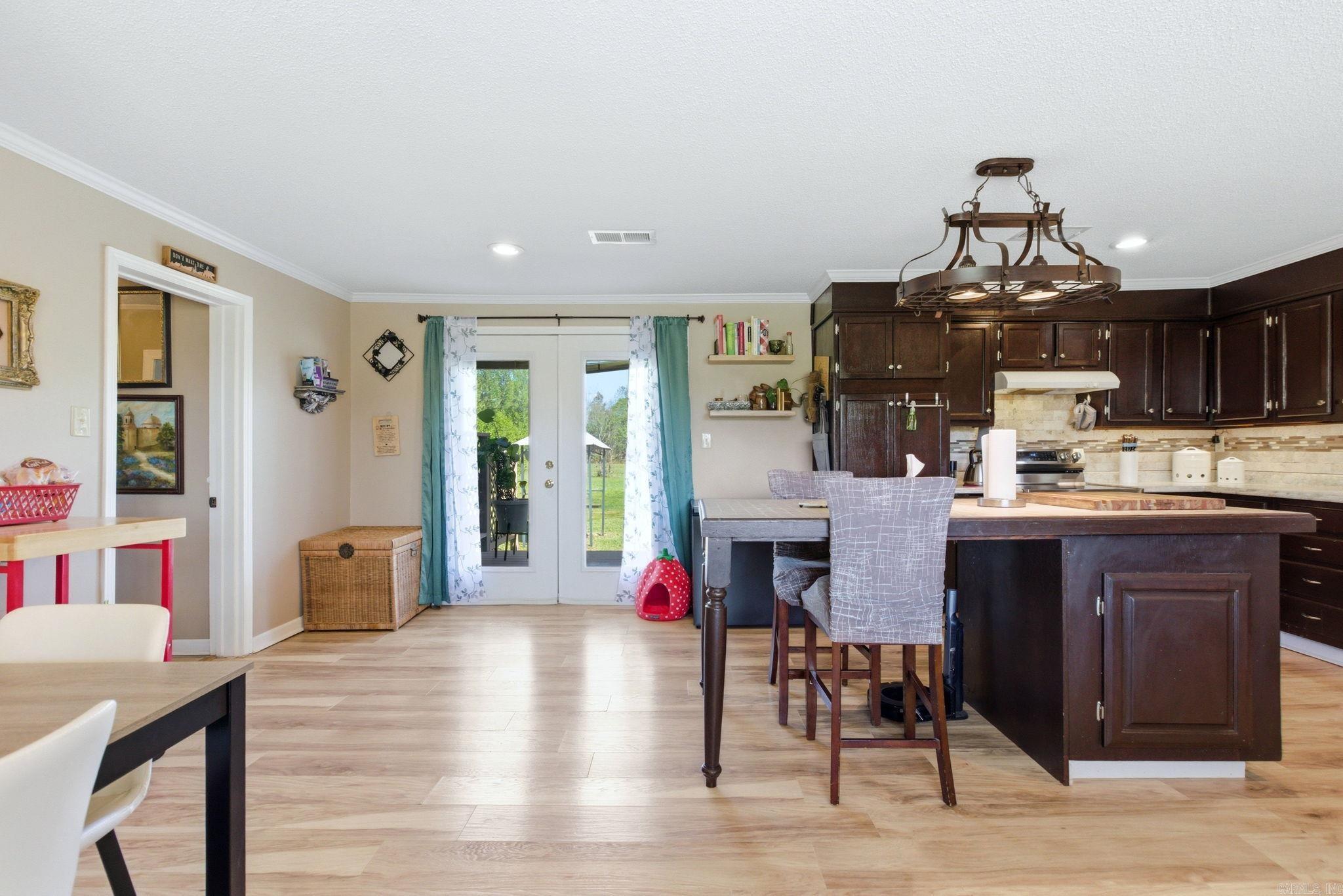 6307 Middle Warren Rd
