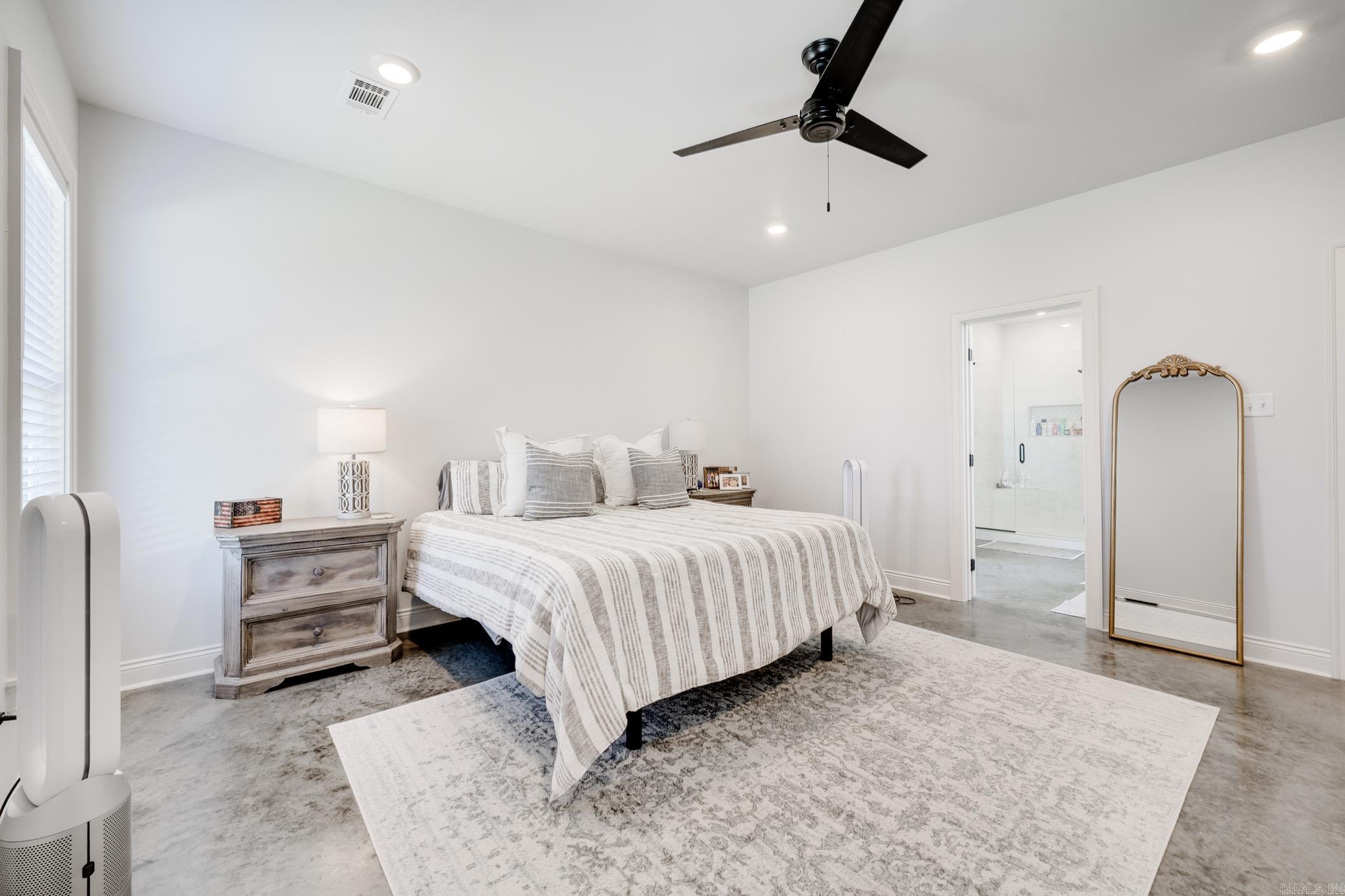 2498 Lilac Drive