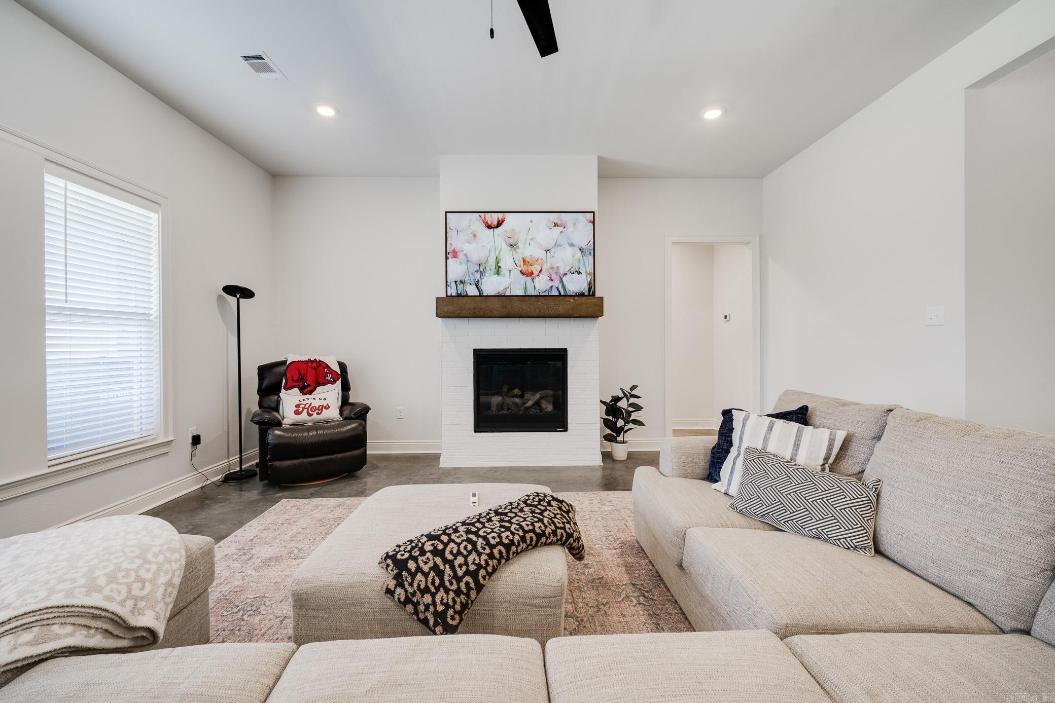 2498 Lilac Drive