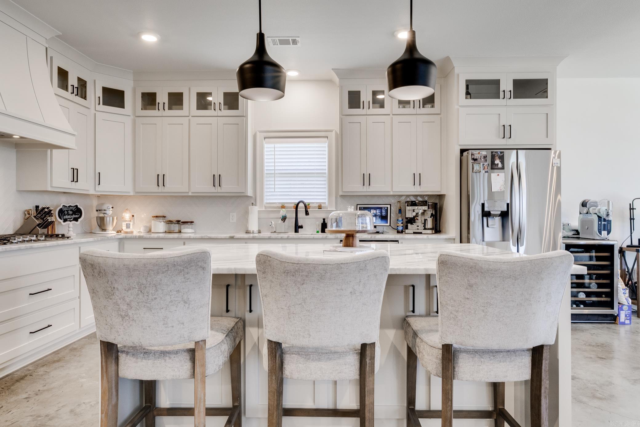 2498 Lilac Drive