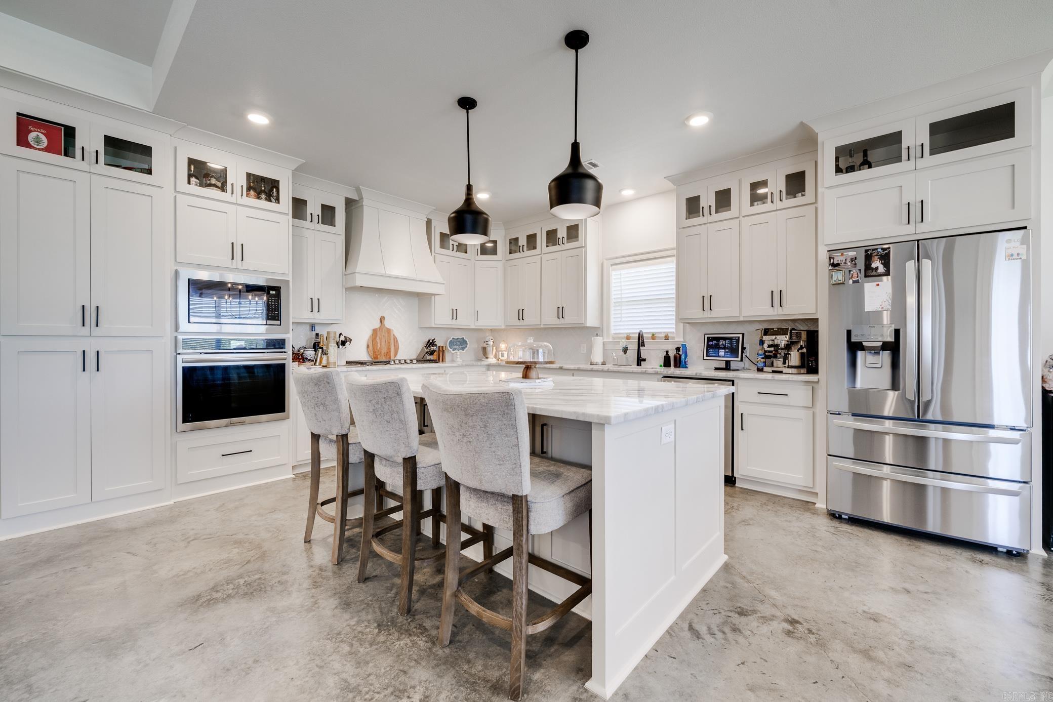 2498 Lilac Drive